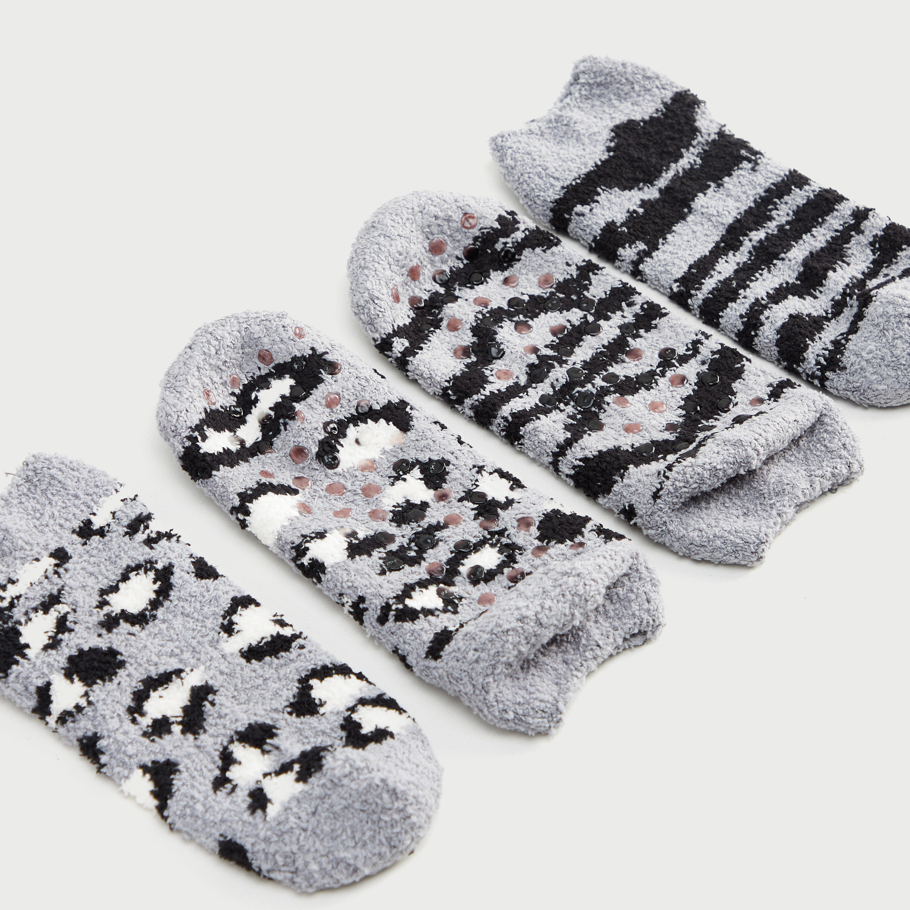 جوارب بطبعات حيوانات -طقم من 2 زوج-women-socksandstockings-image-4