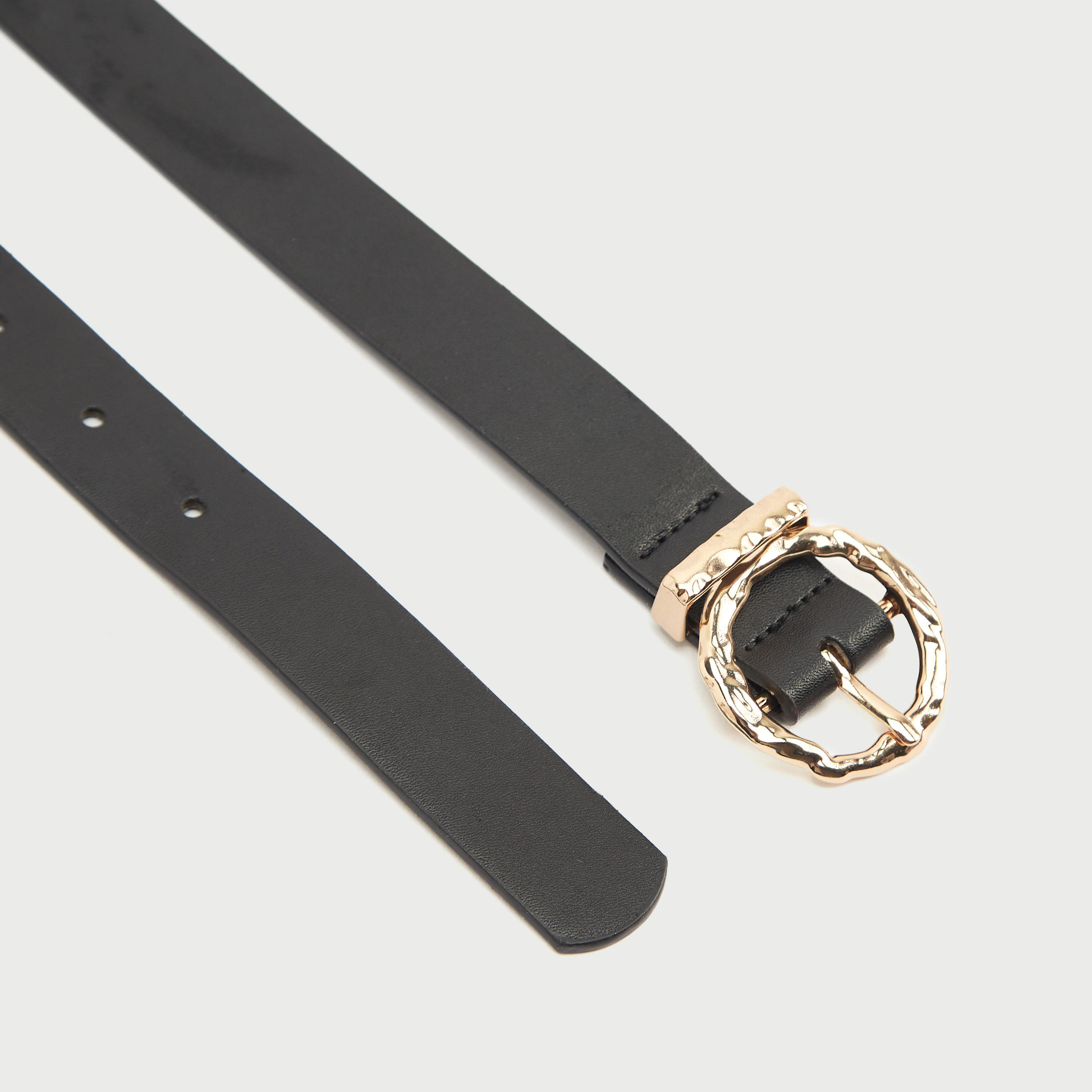 حزام سادة بإبزيم إغلاق مستدير مطروق-women-clothingaccessories-belts-image-1