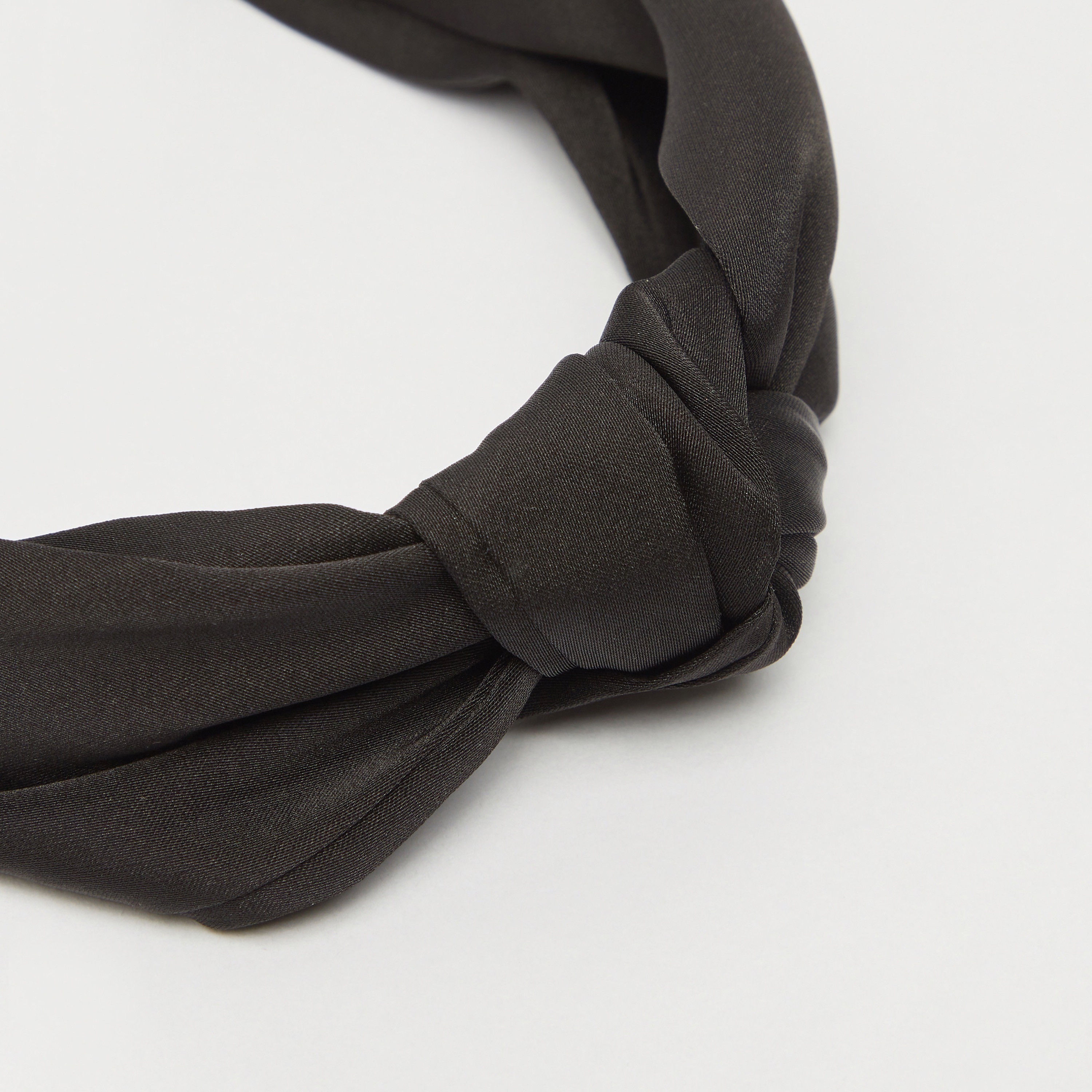 Solid Hairband with Knot Detail-women-hairaccessories-image-3
