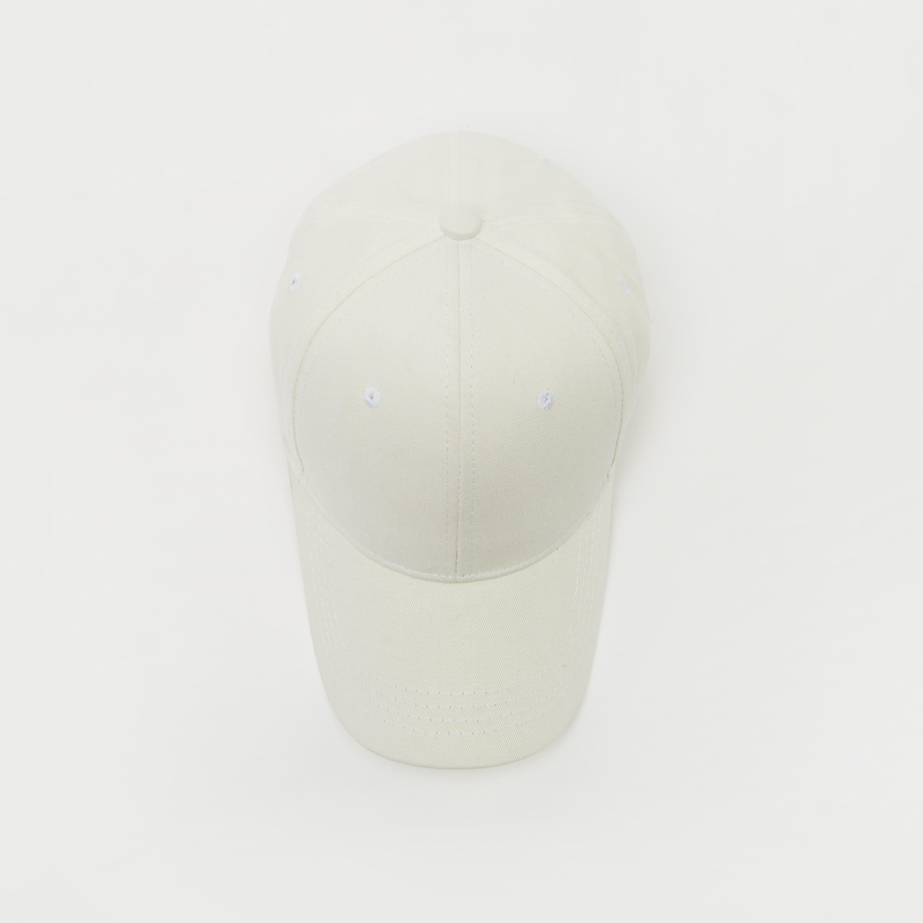 كاب سادة بتفاصيل عراوي وحزام بإبزيم إغلاق-women-clothingaccessories-capsandhats-image-3