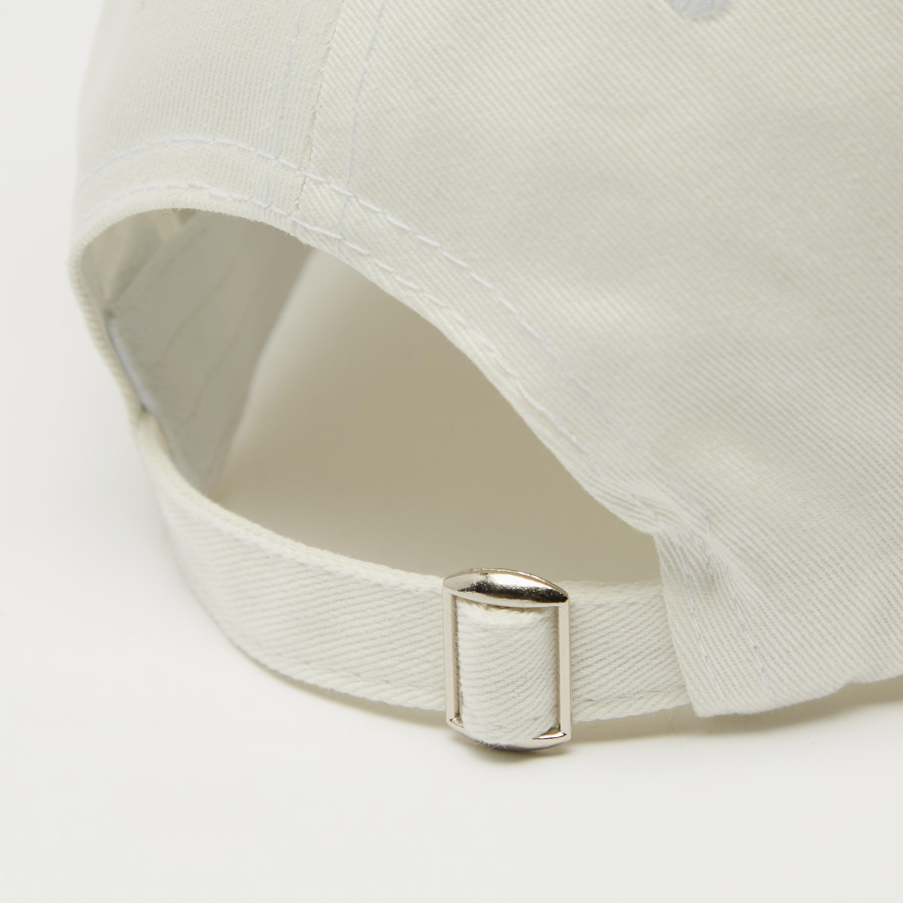 كاب سادة بتفاصيل عراوي وحزام بإبزيم إغلاق-women-clothingaccessories-capsandhats-image-1