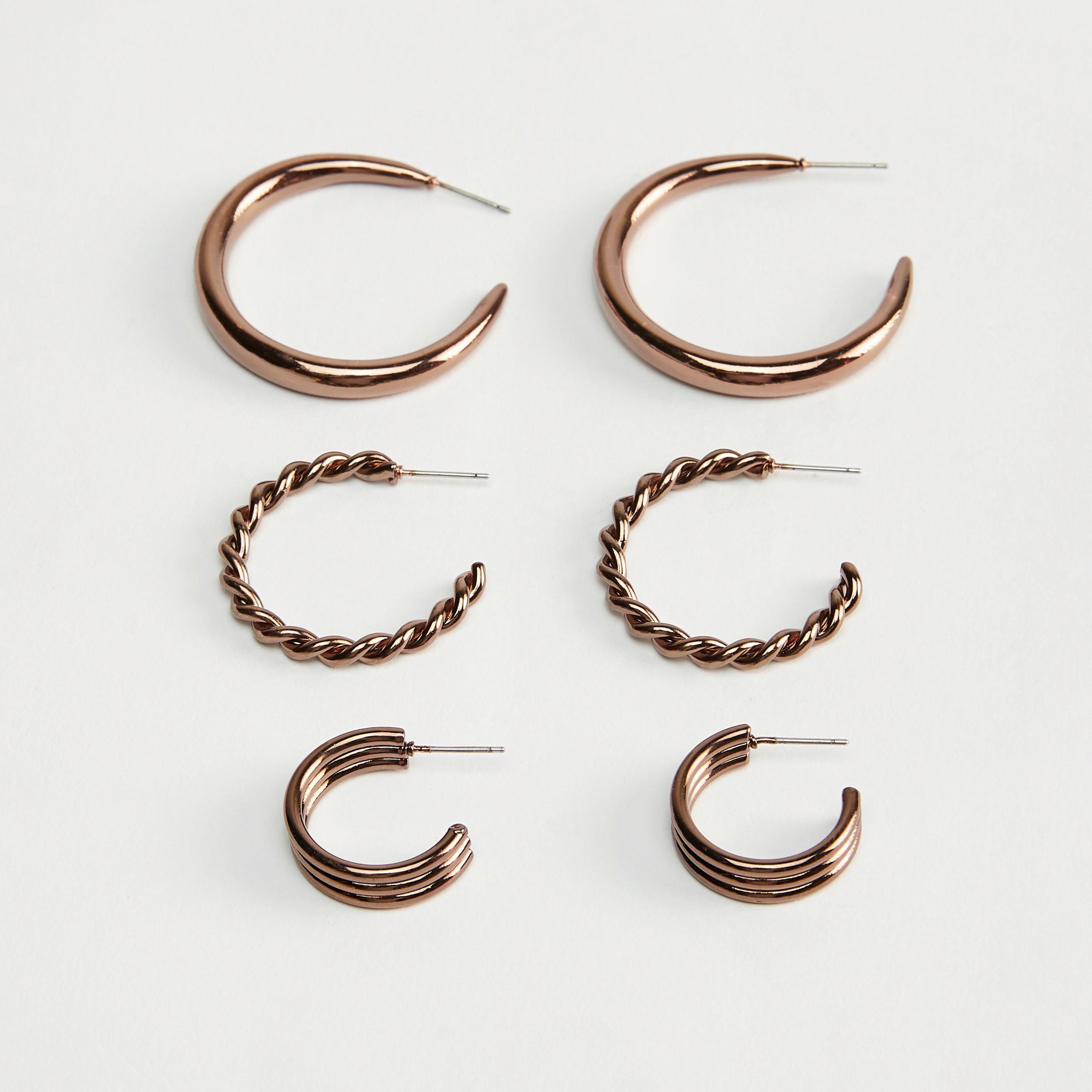 أقراط ميتاليك متنوّعة بمكبس إغلاق خلفي من جلوو - طقم من 3-women-watchesandjewellery-jewellery-earrings-image-7