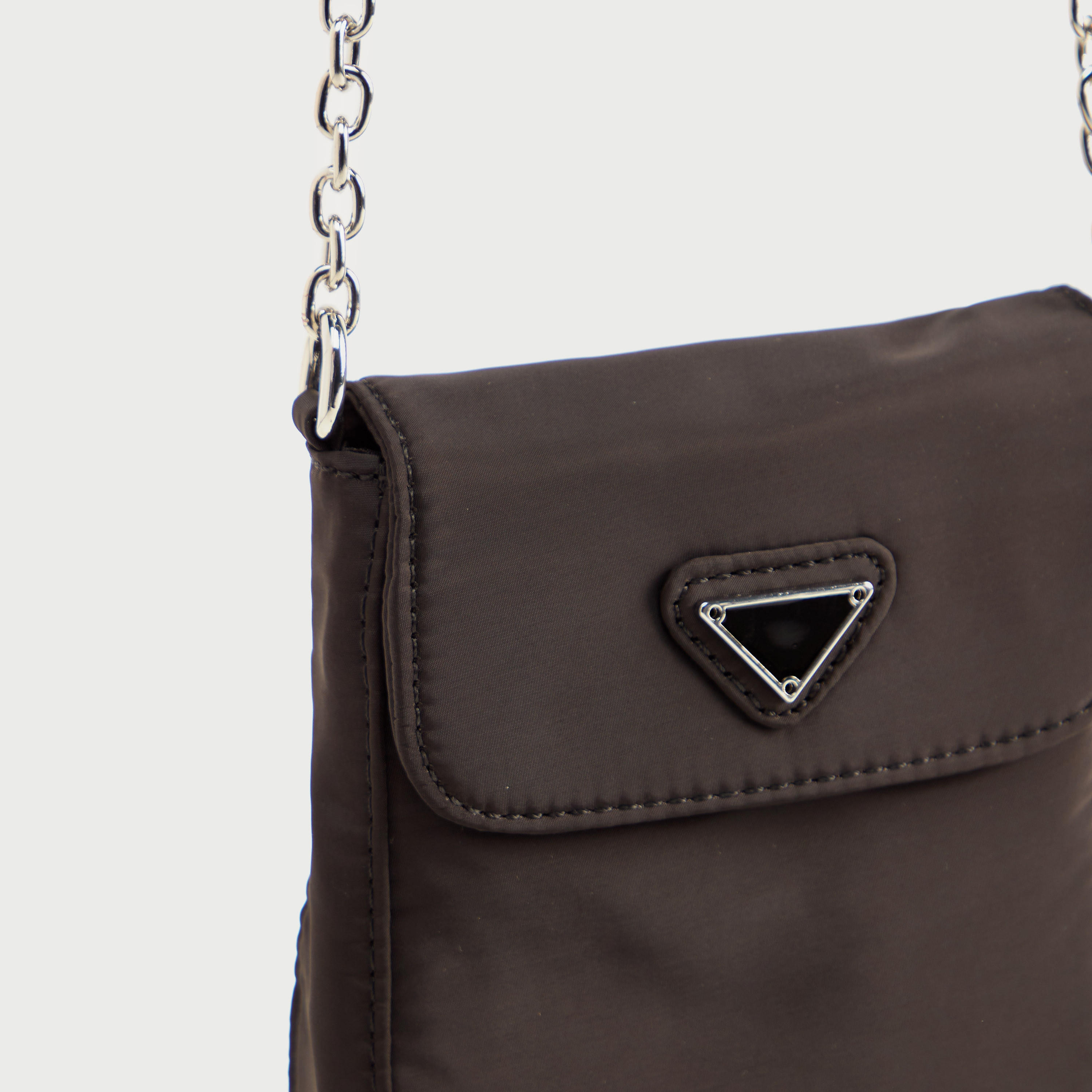 Solid Phone Pouch with Chain Link Strap and Magnetic Button Closure-women-bagsandwallets-handbags-image-3