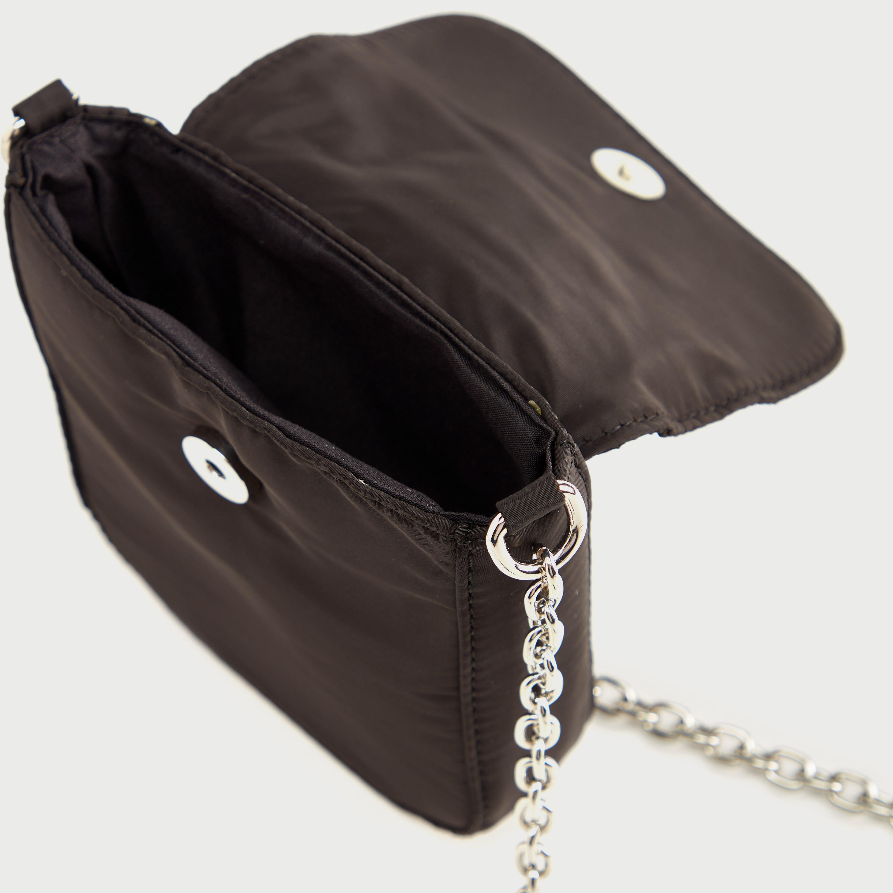 شنطة هاتف صغيرة سادة بحزام سلسلة وزر إغلاق مغناطيسي-women-bagsandwallets-handbags-image-6
