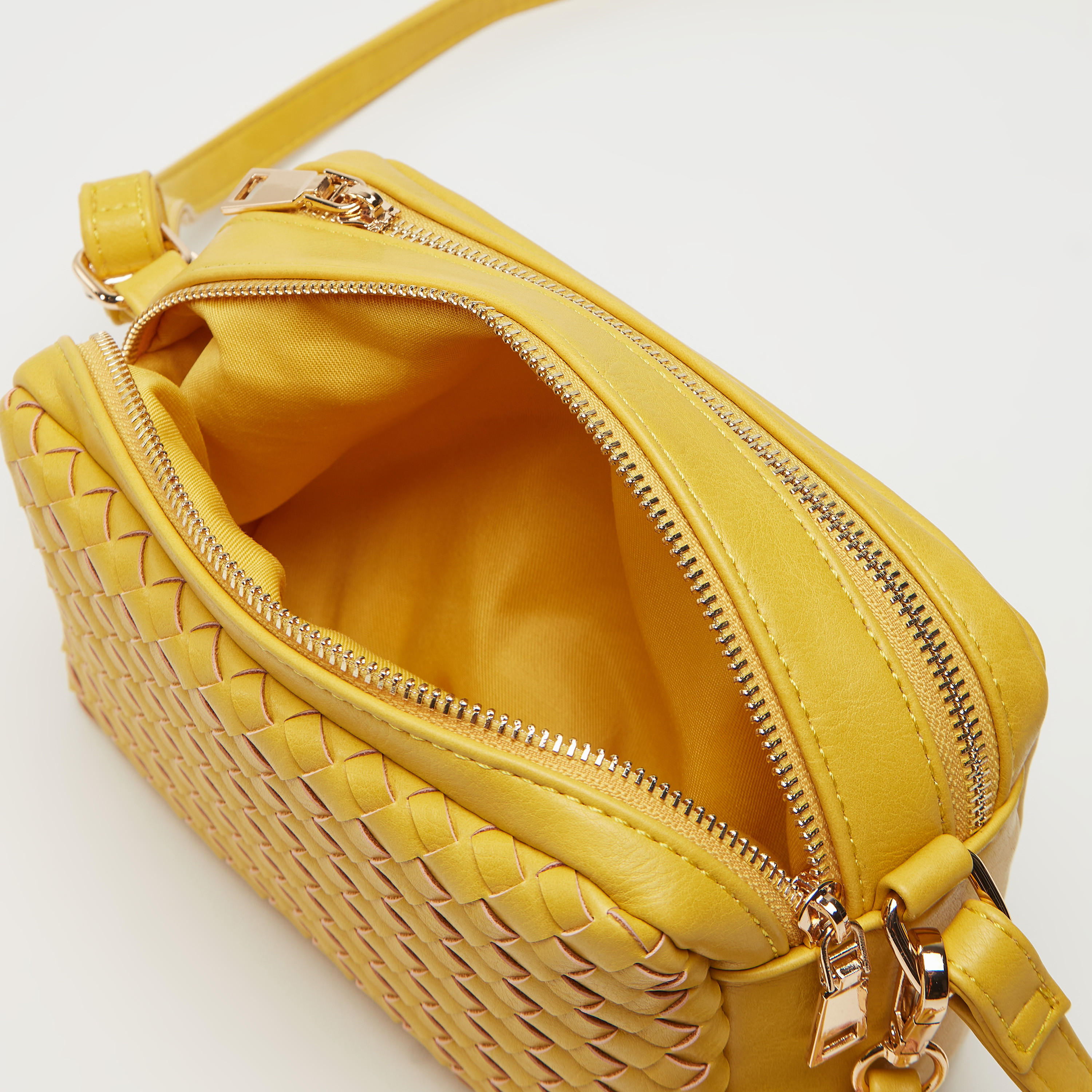 شنطة كروس بودي بارزة الملمس بحزام قابل للتعديل-women-bagsandwallets-handbags-image-6
