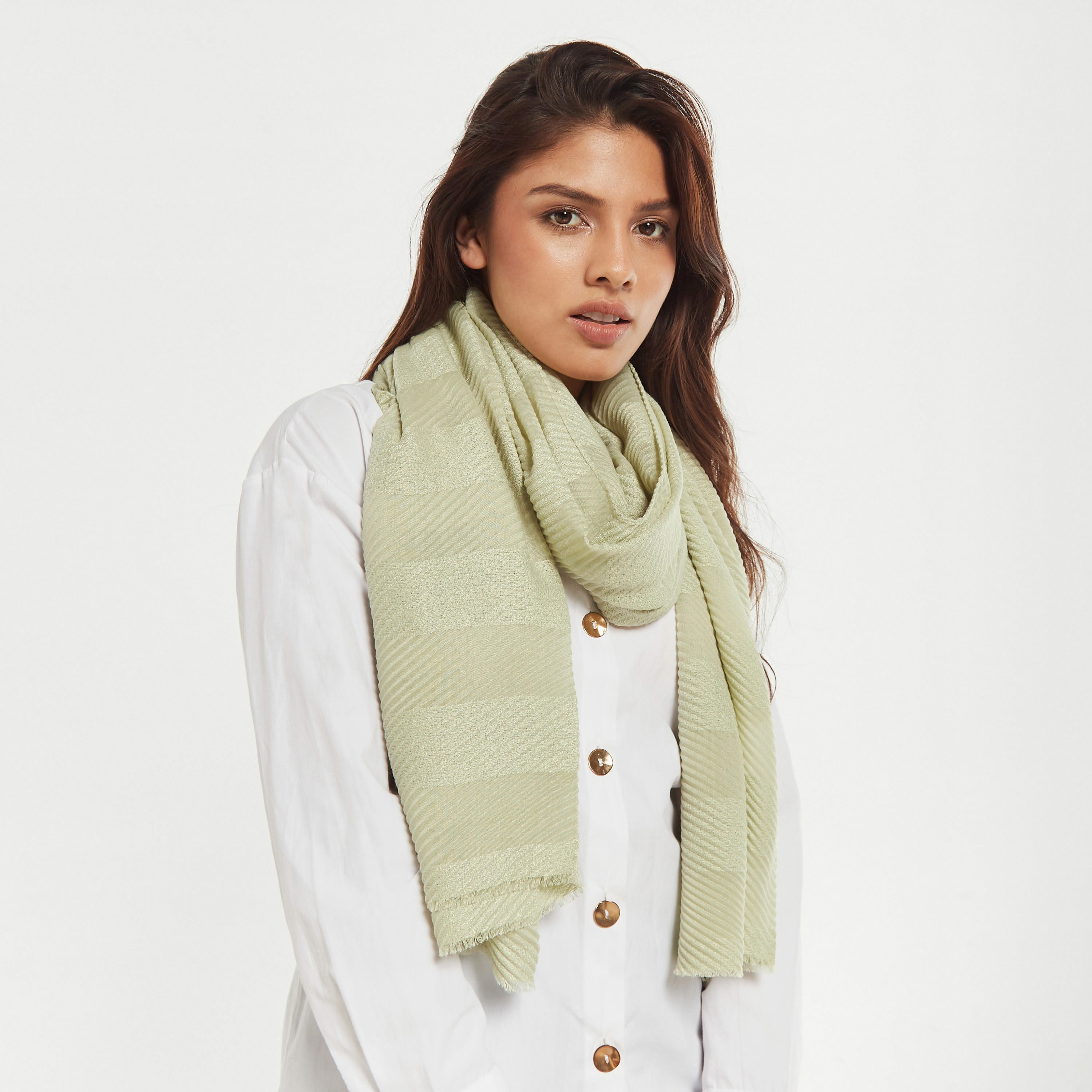 وشاح بارز الملمس بكسرات-women-clothingaccessories-scarves-image-2