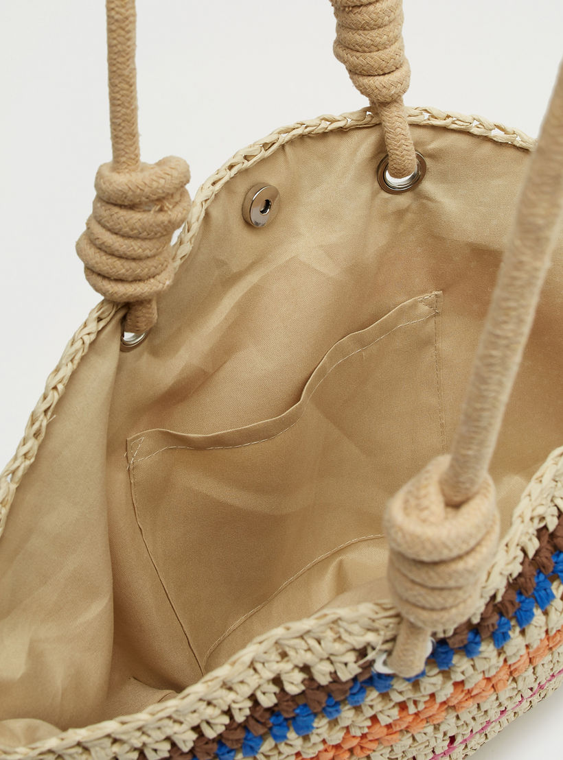 شنطة توتي بتفاصيل كروشيه ومقبض مزدوج وزر إغلاق-women-bagsandwallets-handbags-image-1