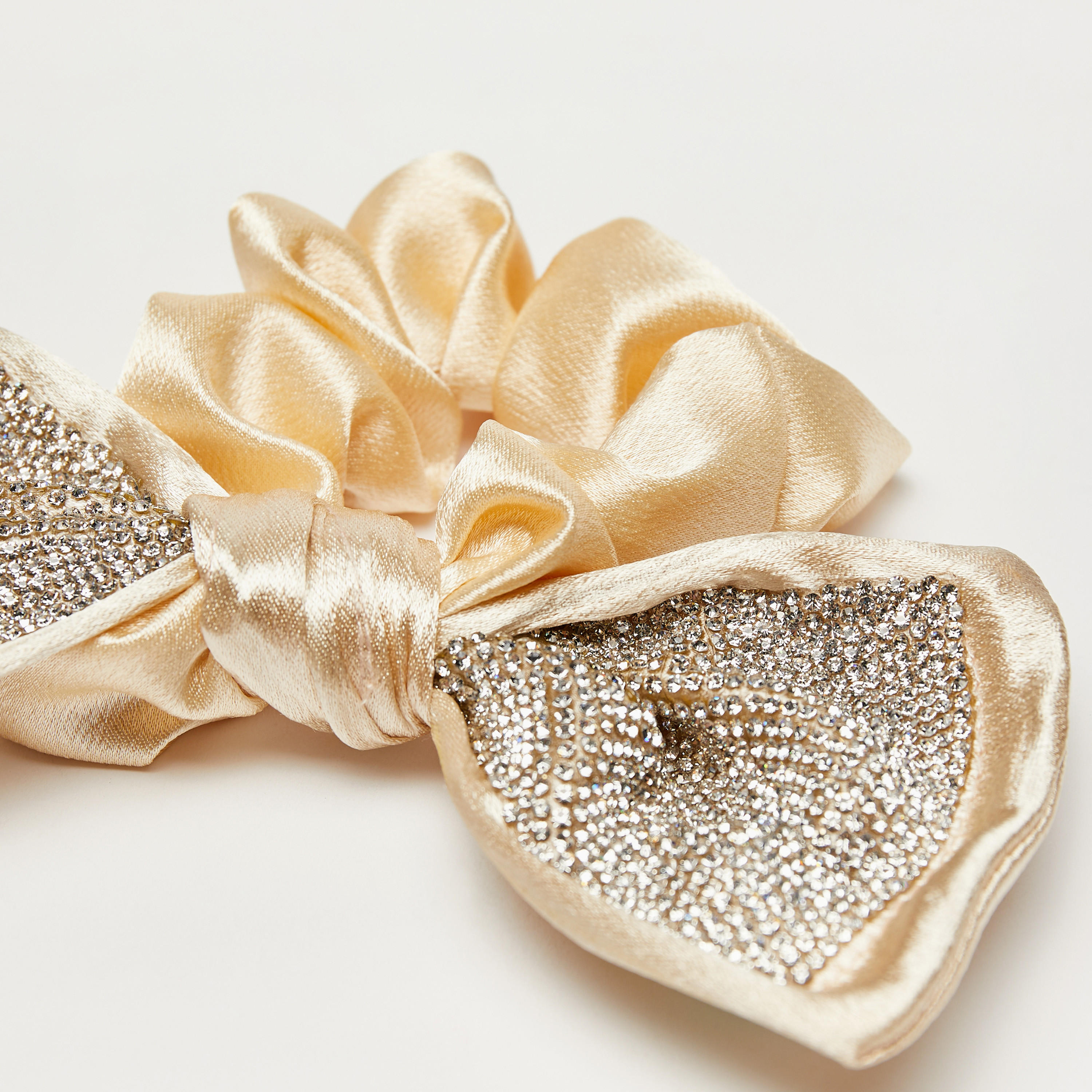 Bow Accented Hair Scrunchie-women-hairaccessories-image-2