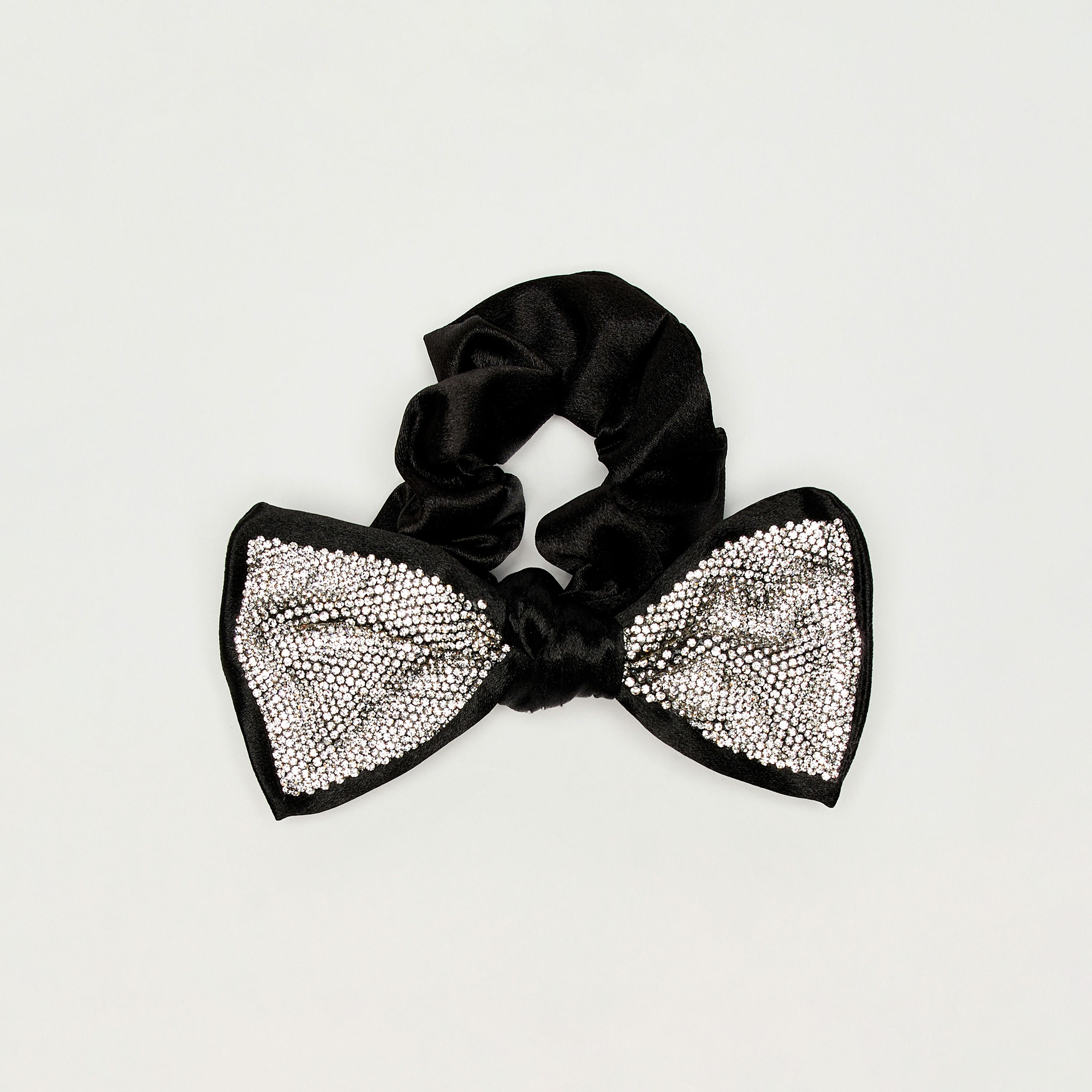 Bow Accented Hair Scrunchie-women-hairaccessories-image-4