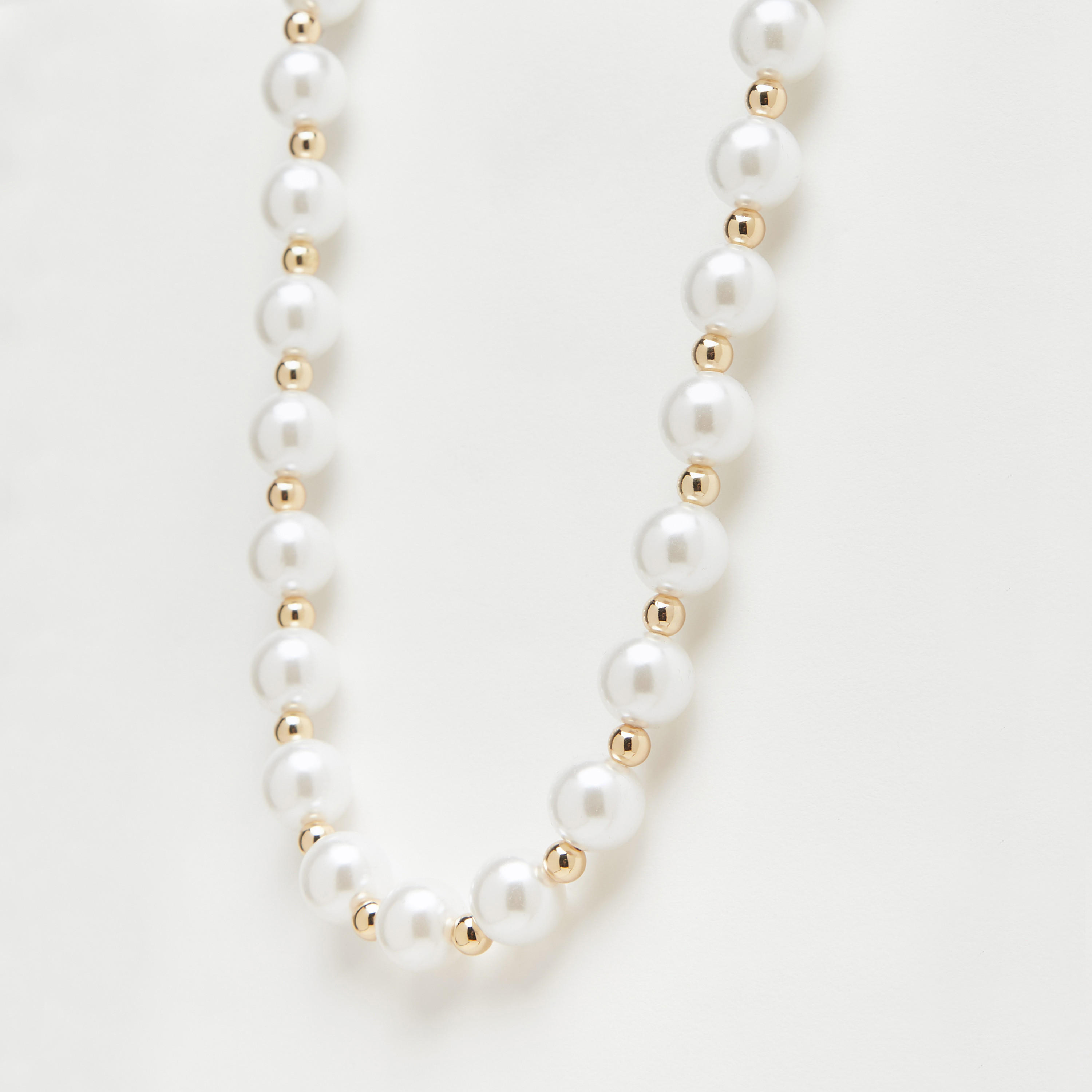 قلادة مزيّنة بالخرز بمشبك إغلاق-women-watchesandjewellery-jewellery-necklacesandpendants-image-3