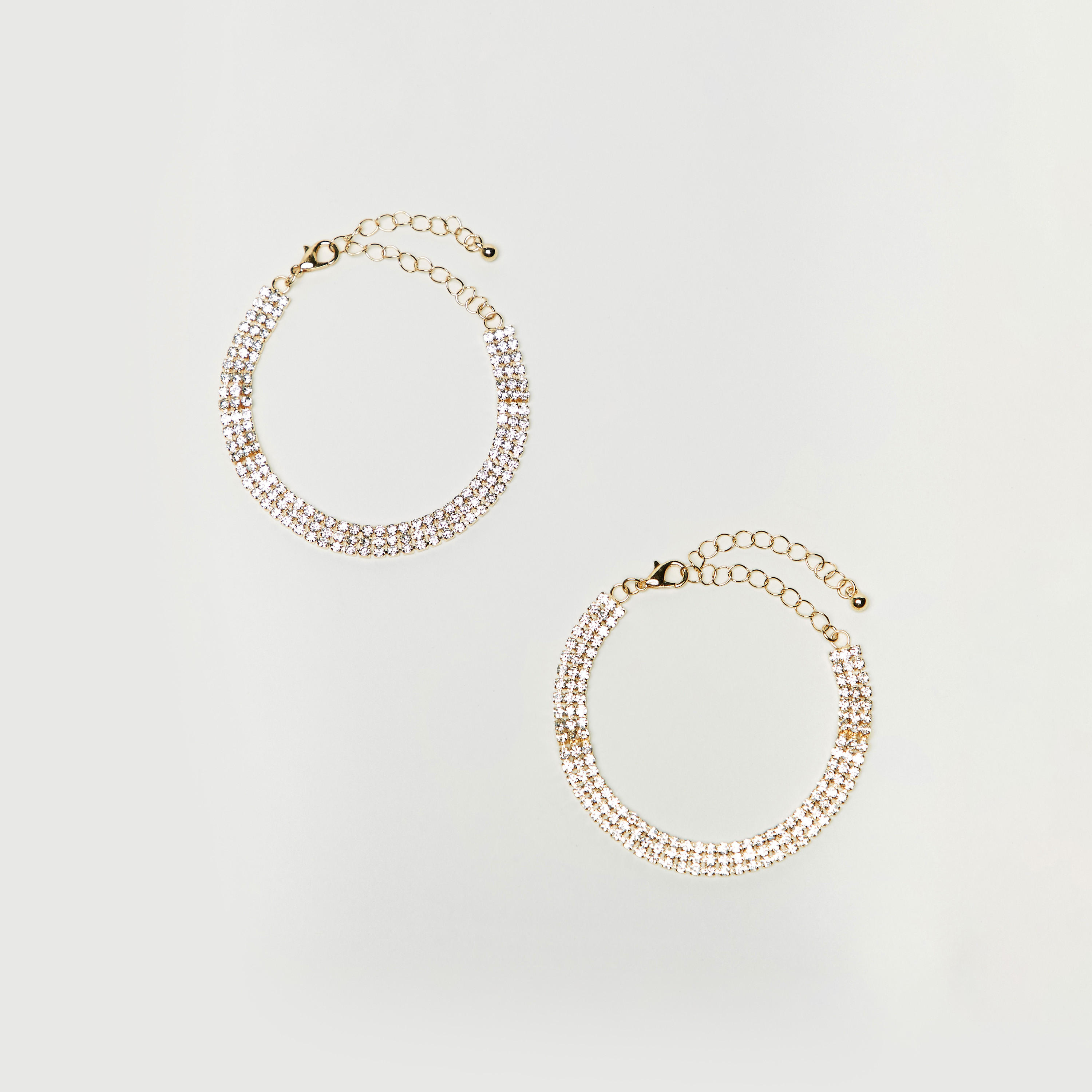 أساور مزيّنة بمشبك إغلاق - طقم من 2 قطع-women-watchesandjewellery-jewellery-banglesandbracelets-image-1