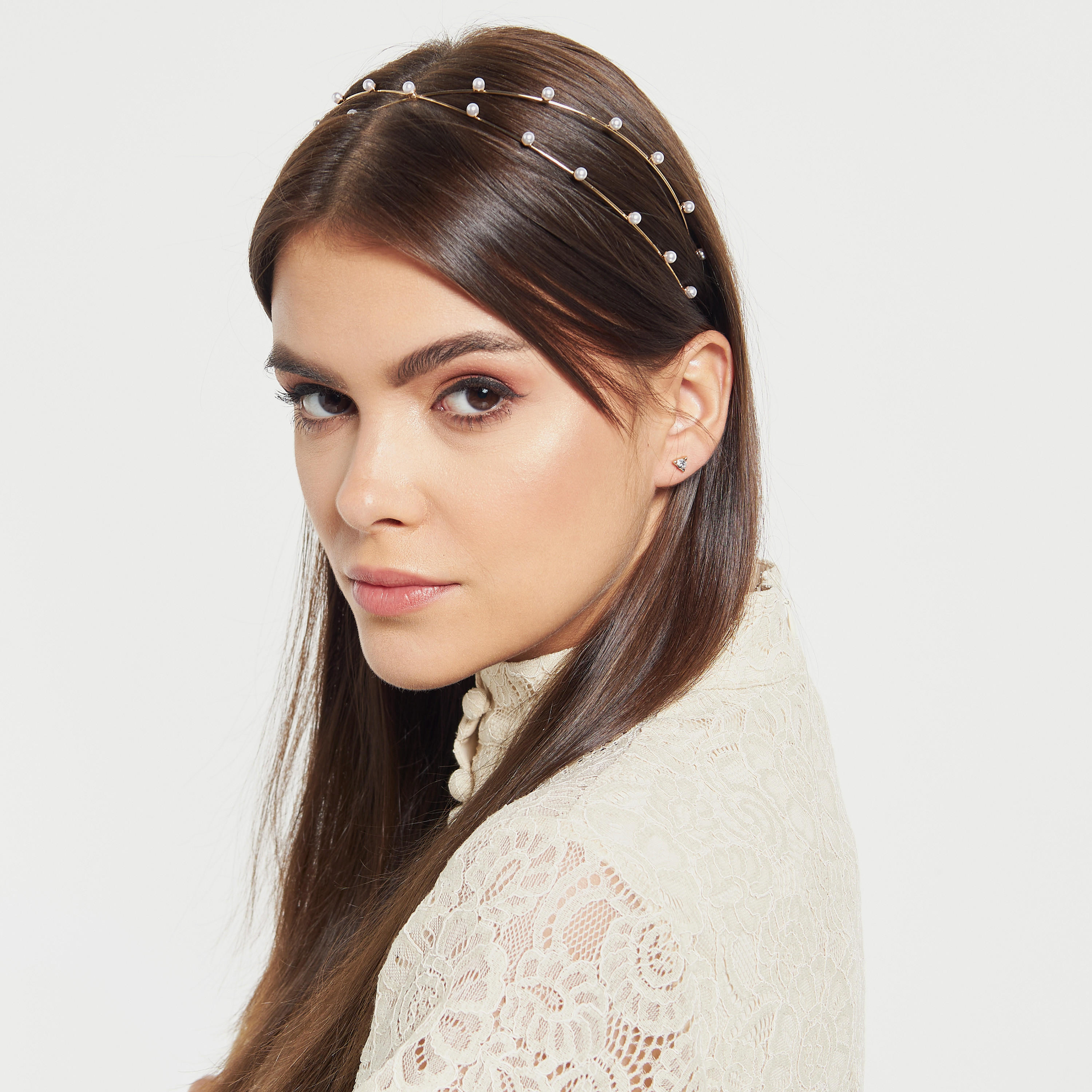 شريطة شعر مزينة باللؤلؤ بتصميم متقاطع-women-hairaccessories-image-2