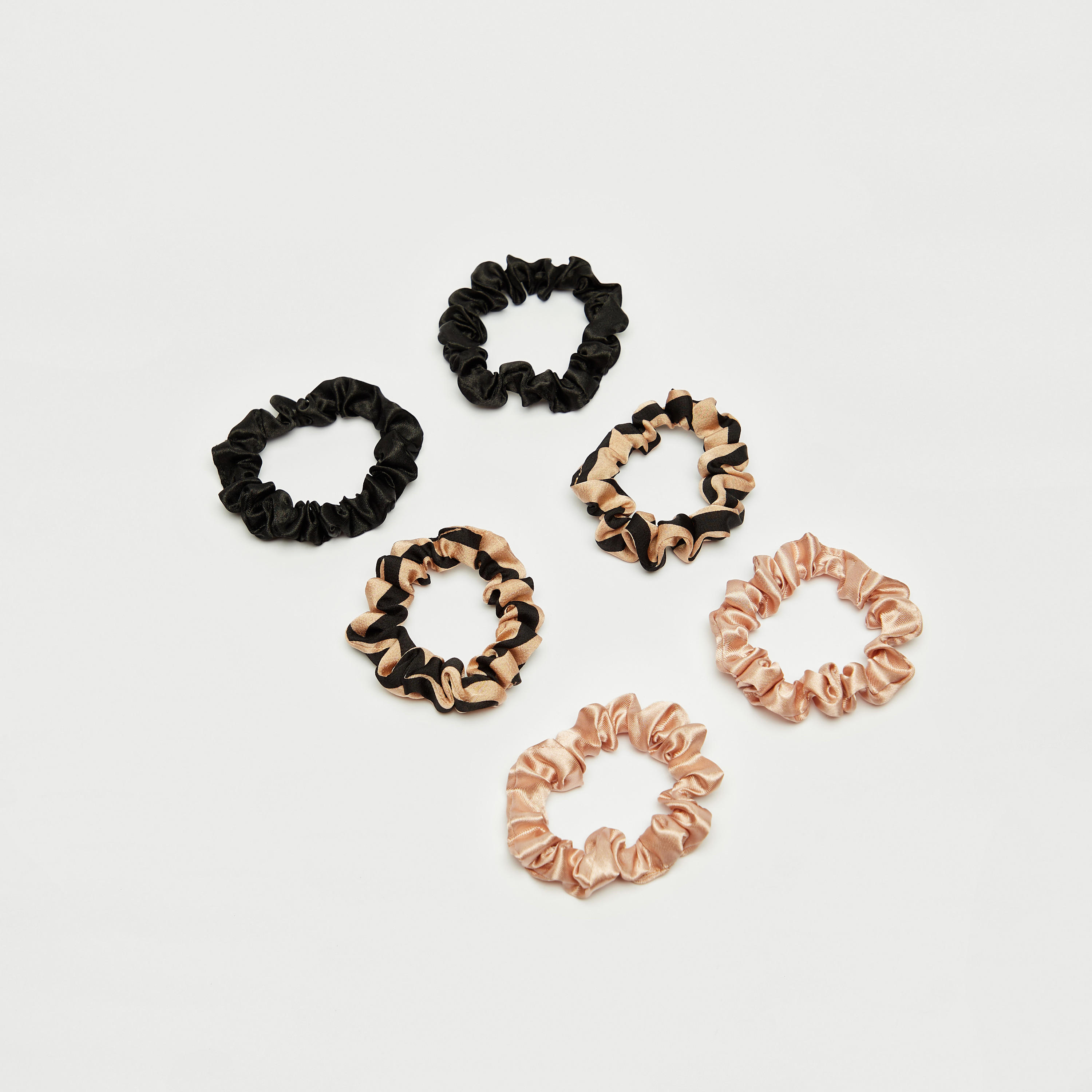 طقم سكرانشي شعر من جلوو - 6 قطع-women-hairaccessories-image-2