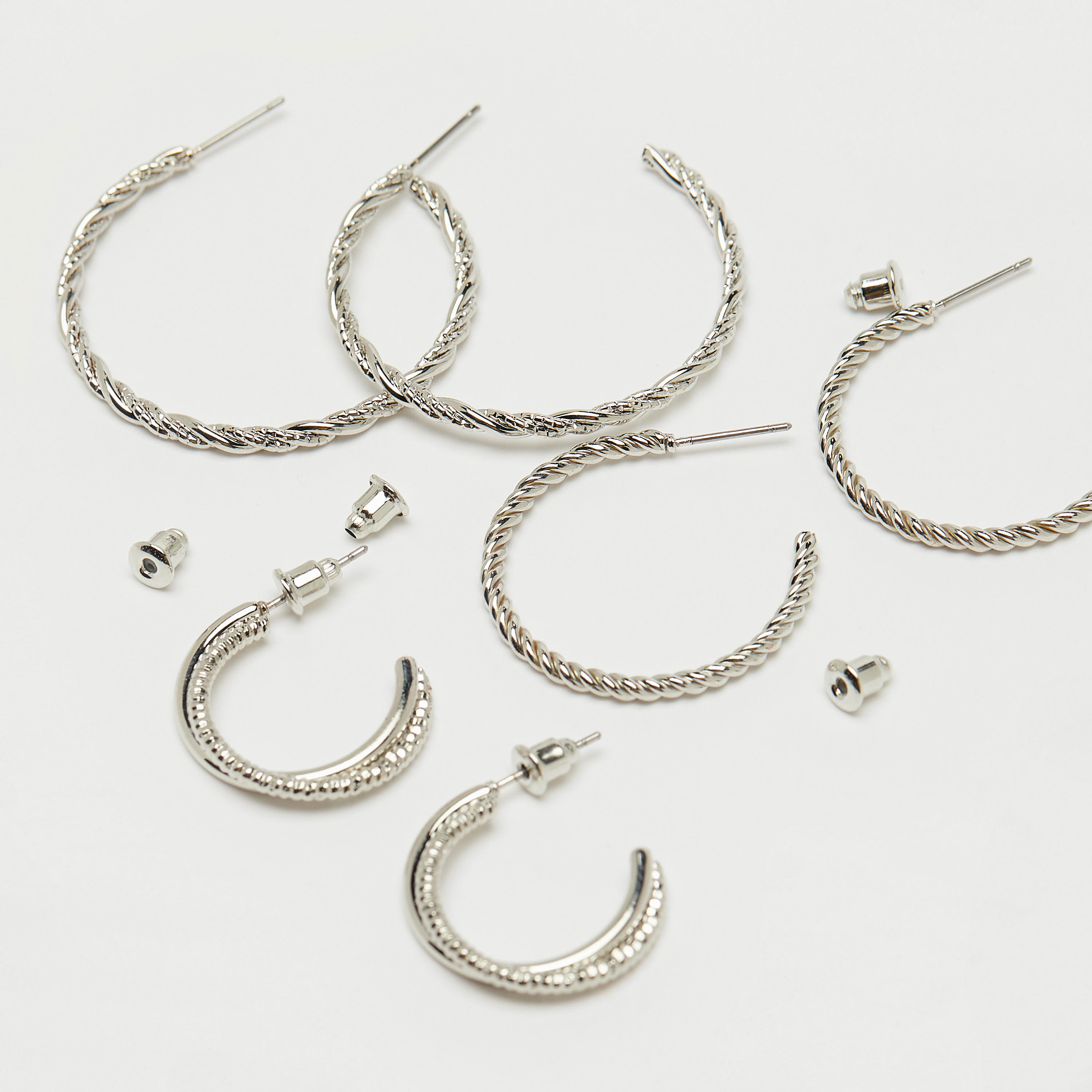 أقراط بارزة الملمس بمكبس إغلاق خلفي من جلوو - طقم 3 أزواج-women-watchesandjewellery-jewellery-earrings-image-3
