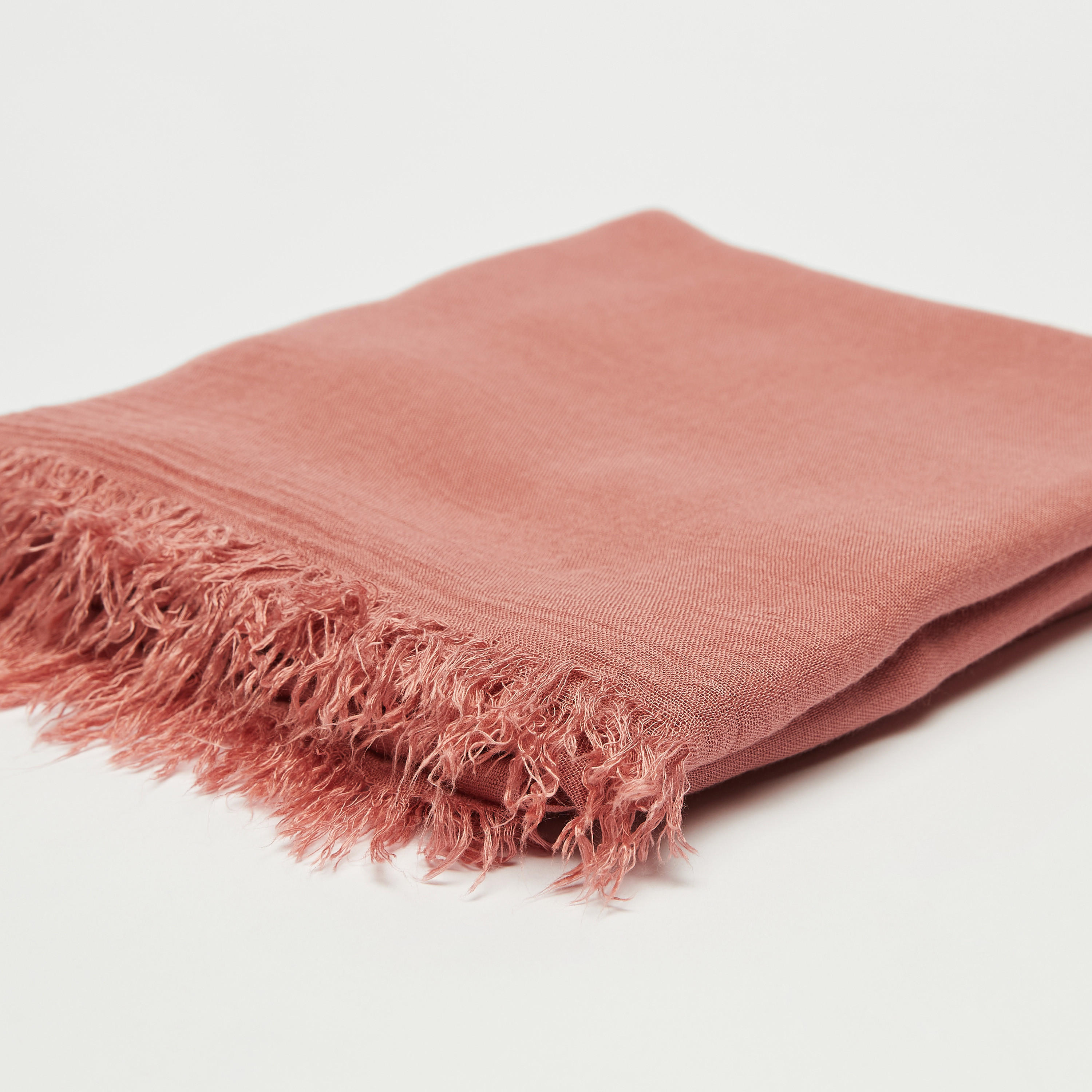 وشاح سادة مع حافة بشراشيب-women-clothingaccessories-scarves-image-1