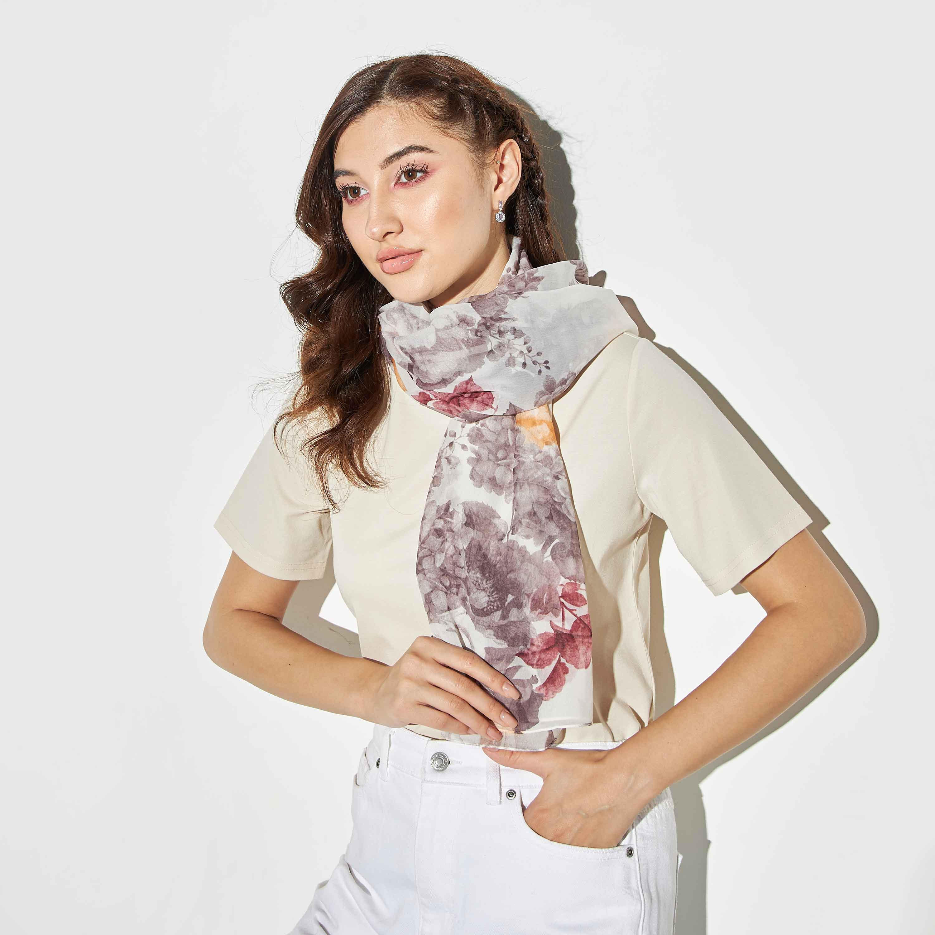 وشاح بطبعات زهور-women-clothingaccessories-scarves-image-2