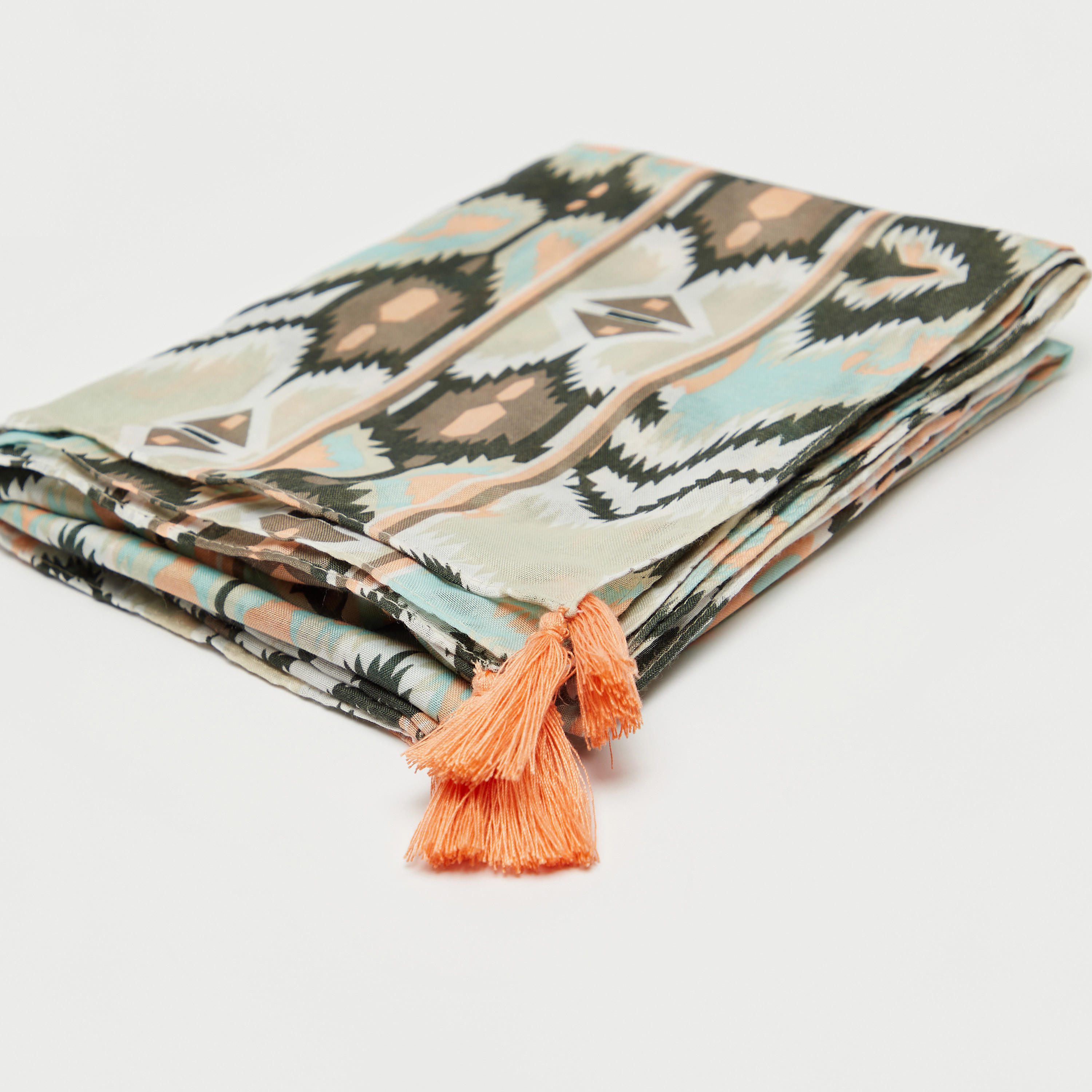 وشاح بطبعات أزهار وشرابات-women-clothingaccessories-scarves-image-3