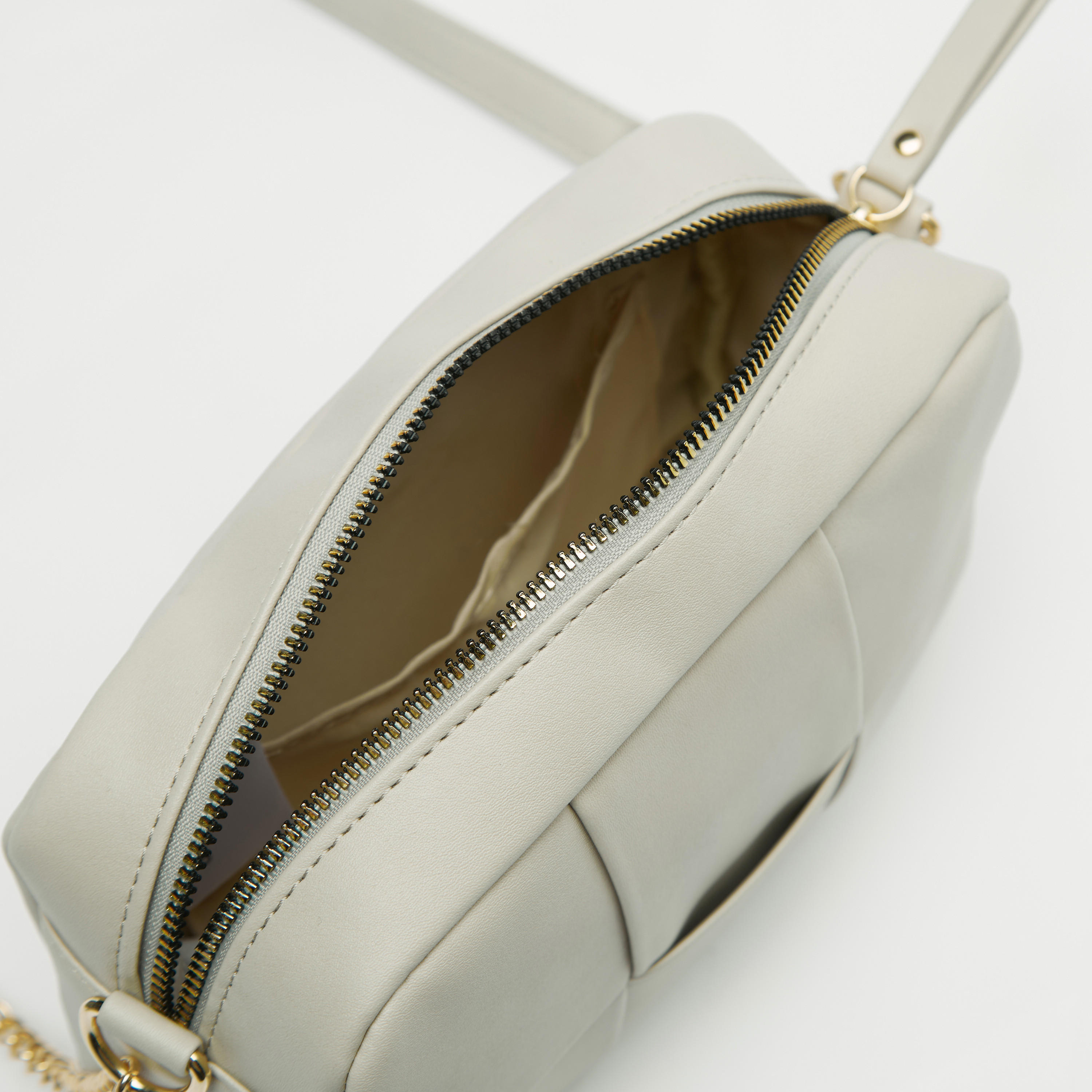 Solid Crossbody Bag with Chain Accented Strap and Zip Closure-women-bagsandwallets-handbags-image-5