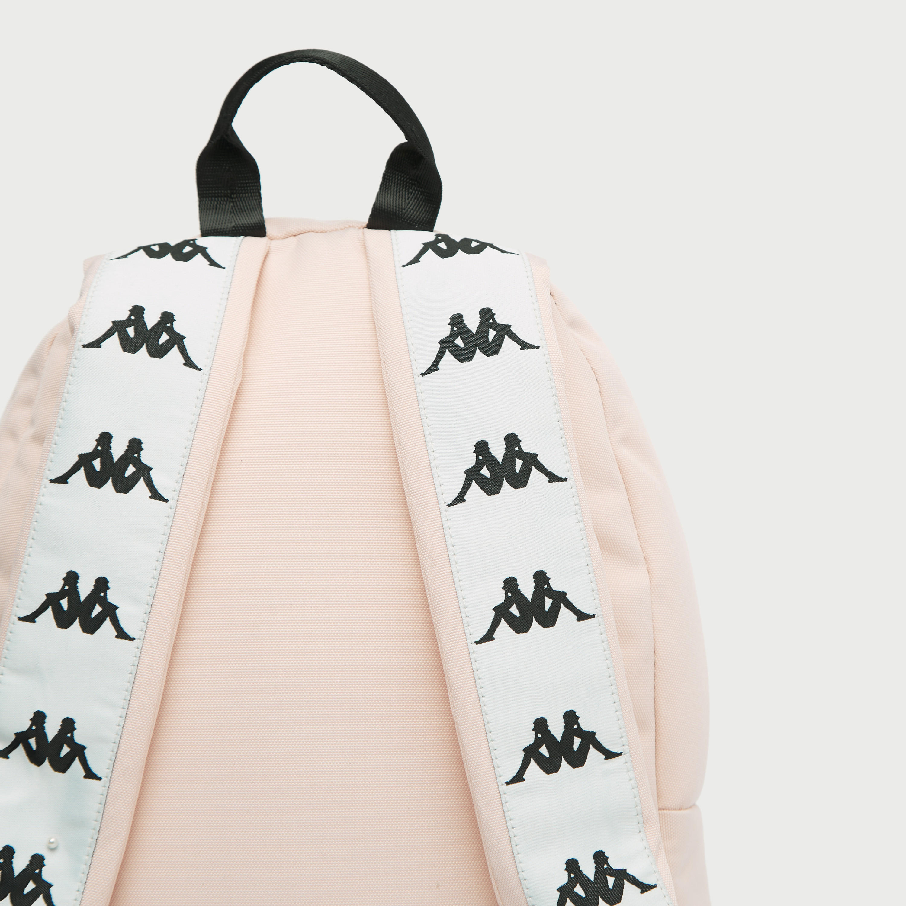 شنطة ظهر بأحزمة قابلة للتعديل وسحّاب إغلاق وطبعات شعار من كابا-women-clothing-sportswearandactivewear-accessories-image-5