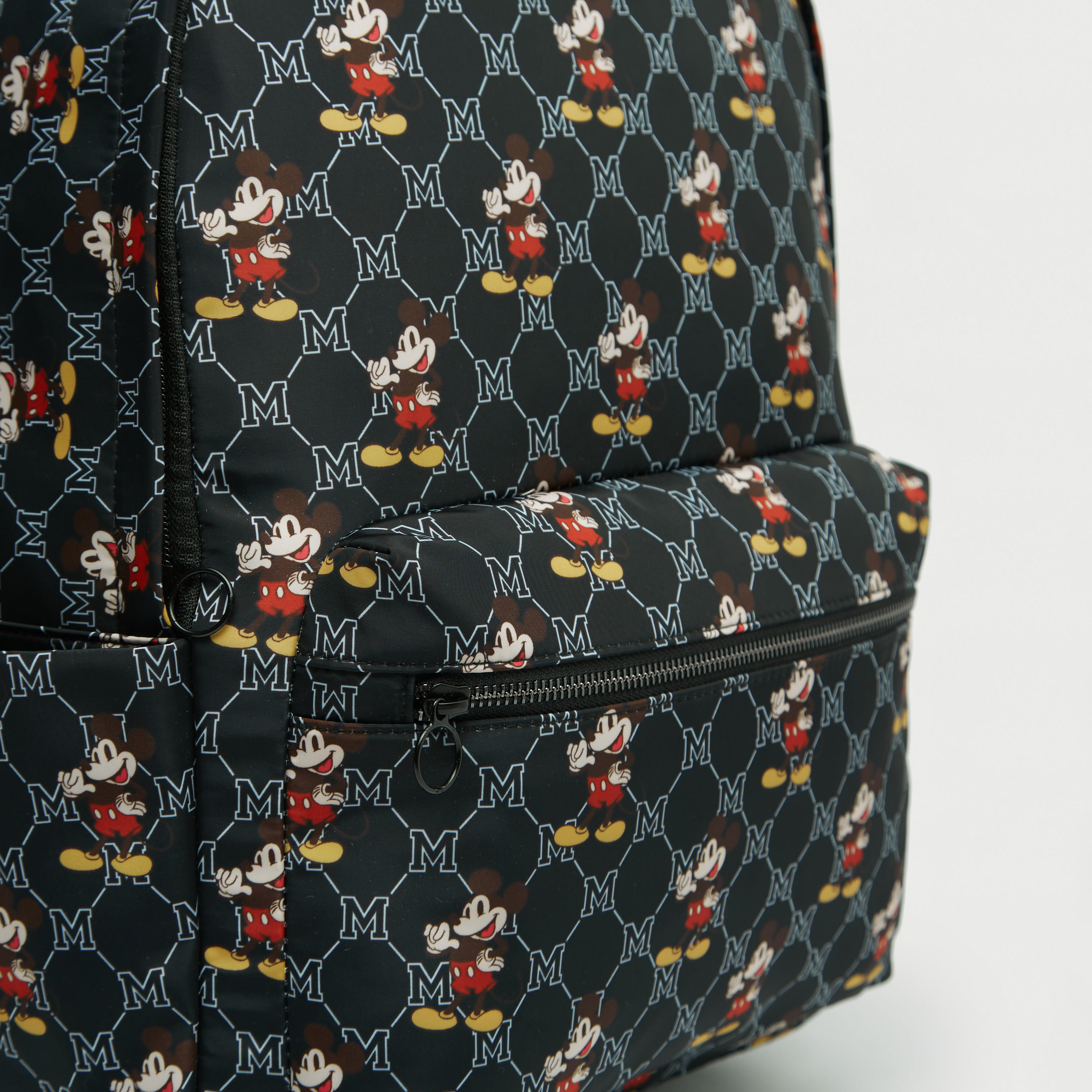 شنطة ظهر بحمّالات كتف قابلة للتعديل وطبعات ميكي ماوس-men-bags-image-2