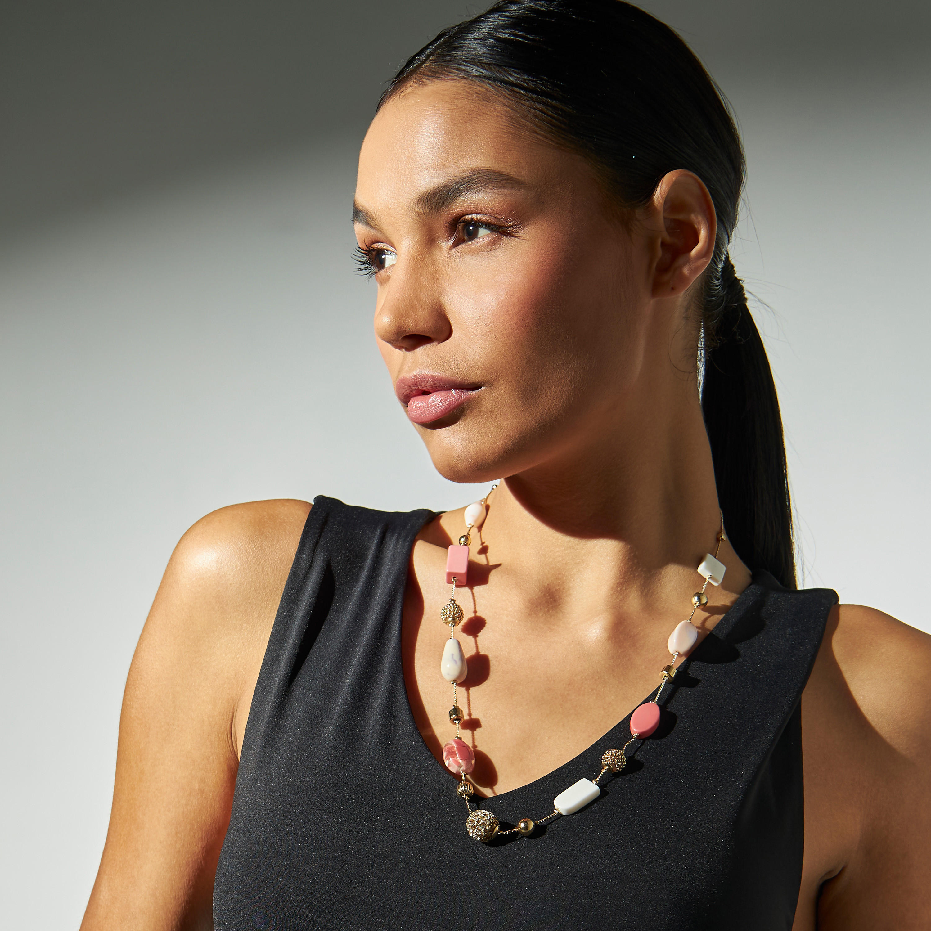 قلادة خرز بمشبك إغلاق-women-watchesandjewellery-jewellery-necklacesandpendants-image-2