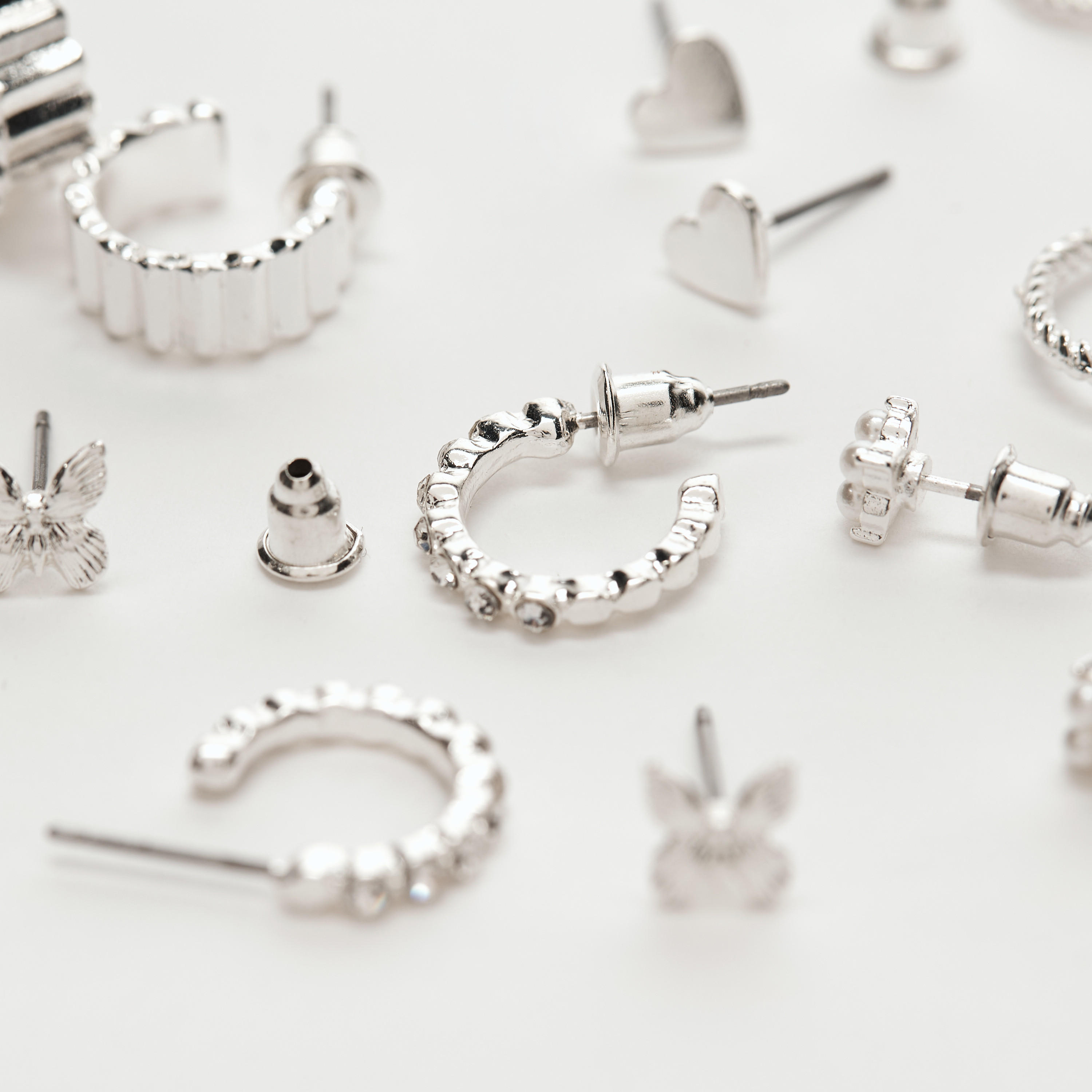 أقراط متنوعة بمكبس إغلاق خلفي - طقم 6 قطع-women-watchesandjewellery-jewellery-earrings-image-3
