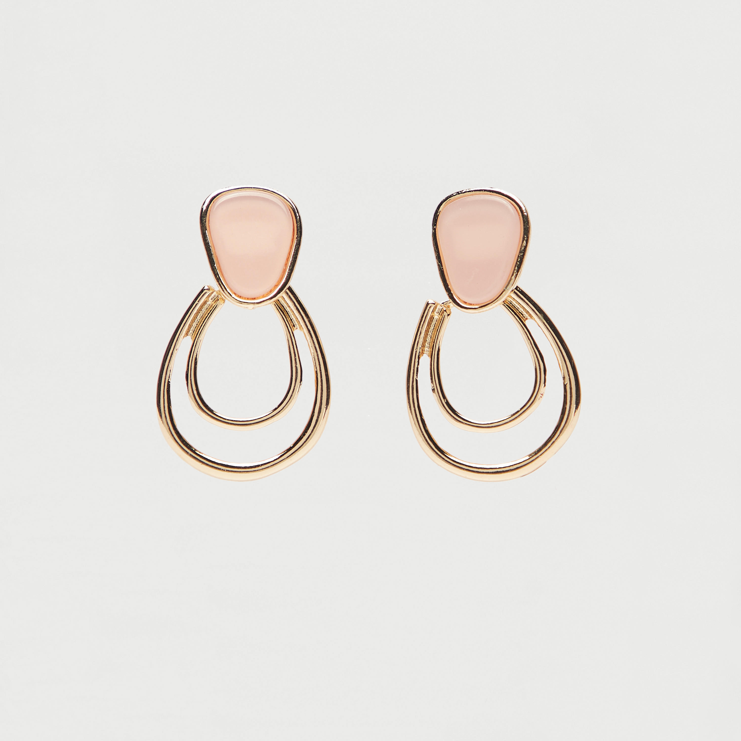 حلق معدني بمكبس إغلاق خلفي-women-watchesandjewellery-jewellery-earrings-image-1