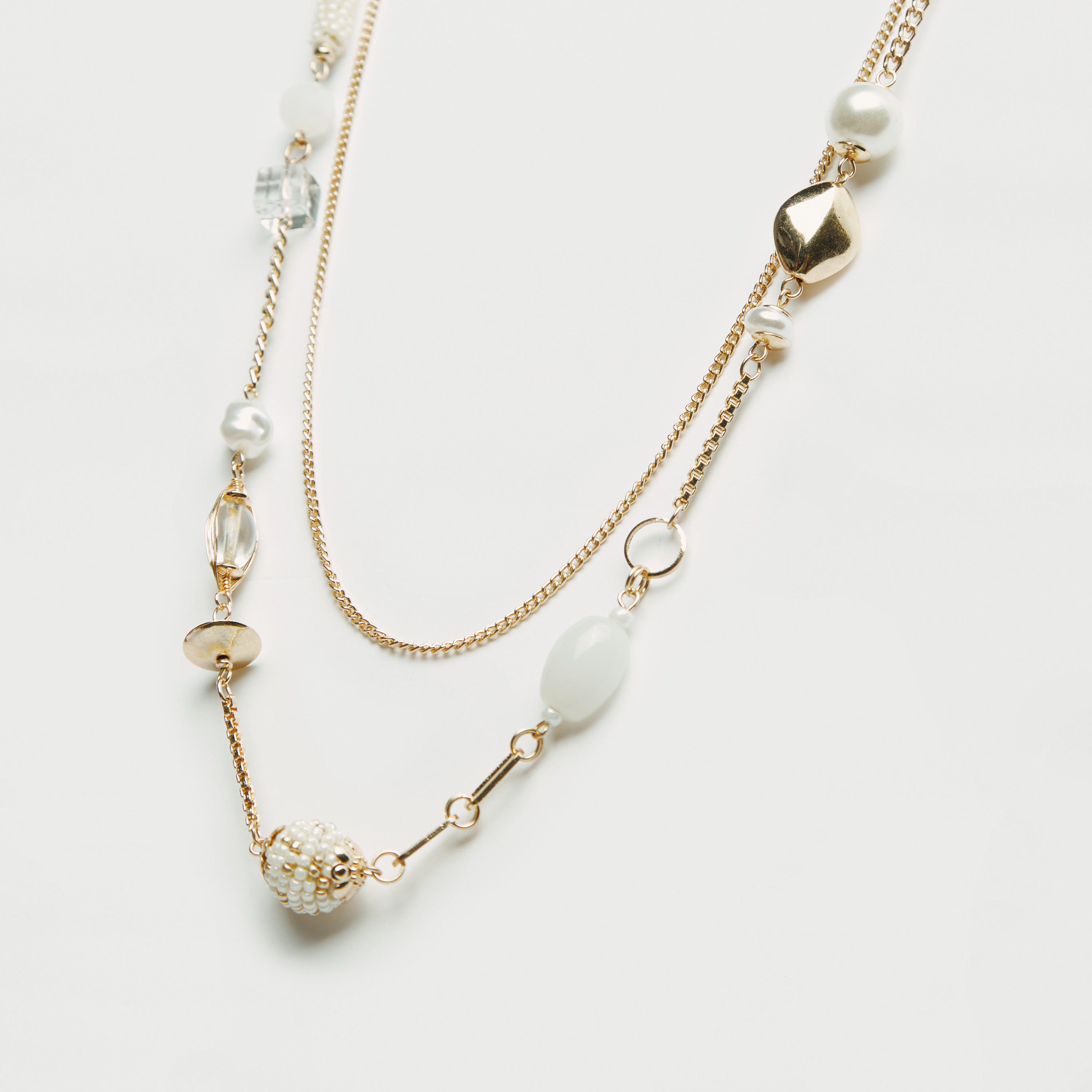 قلادة مزيّنة بطبقات-women-watchesandjewellery-jewellery-necklacesandpendants-image-3