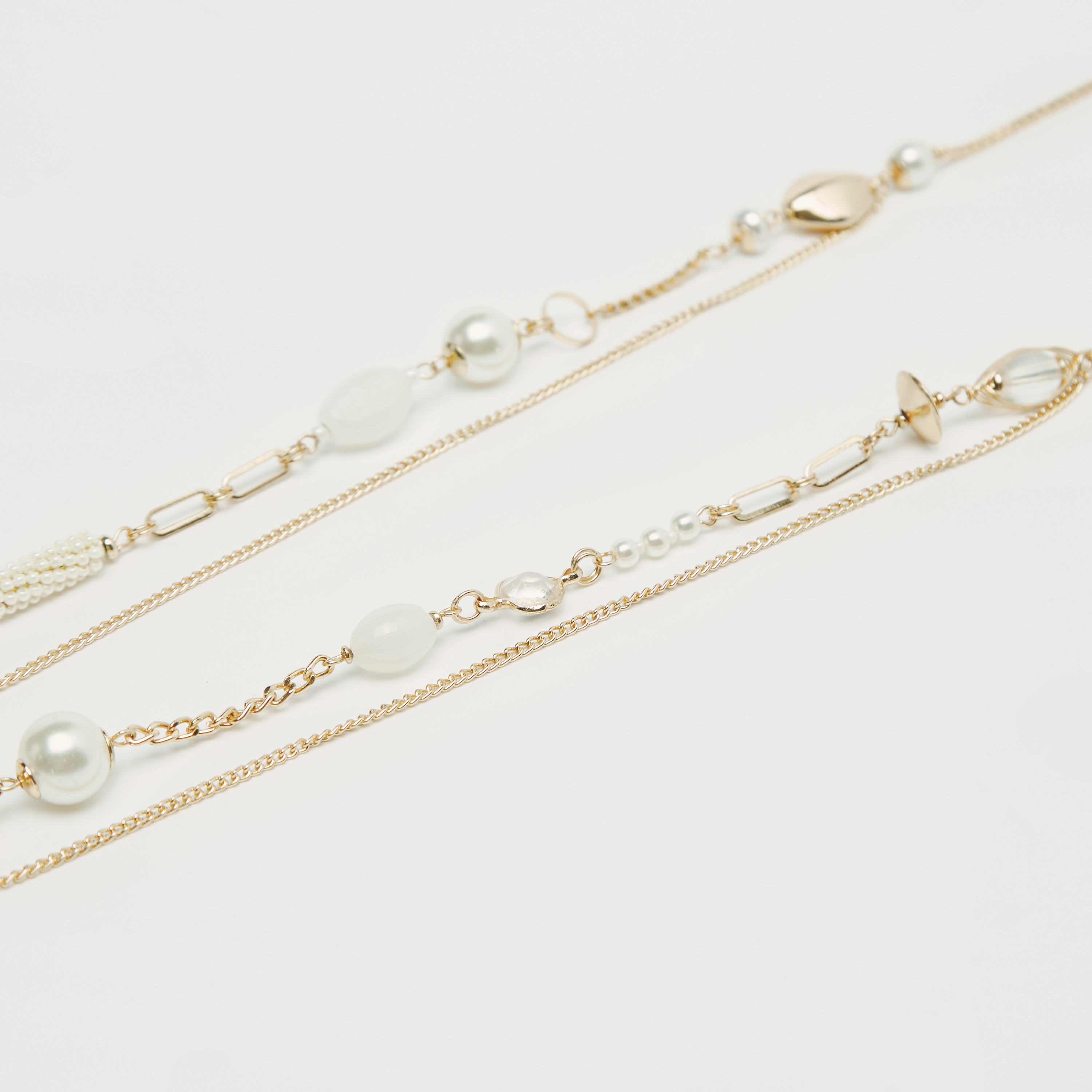 قلادة مزيّنة بطبقات-women-watchesandjewellery-jewellery-necklacesandpendants-image-4