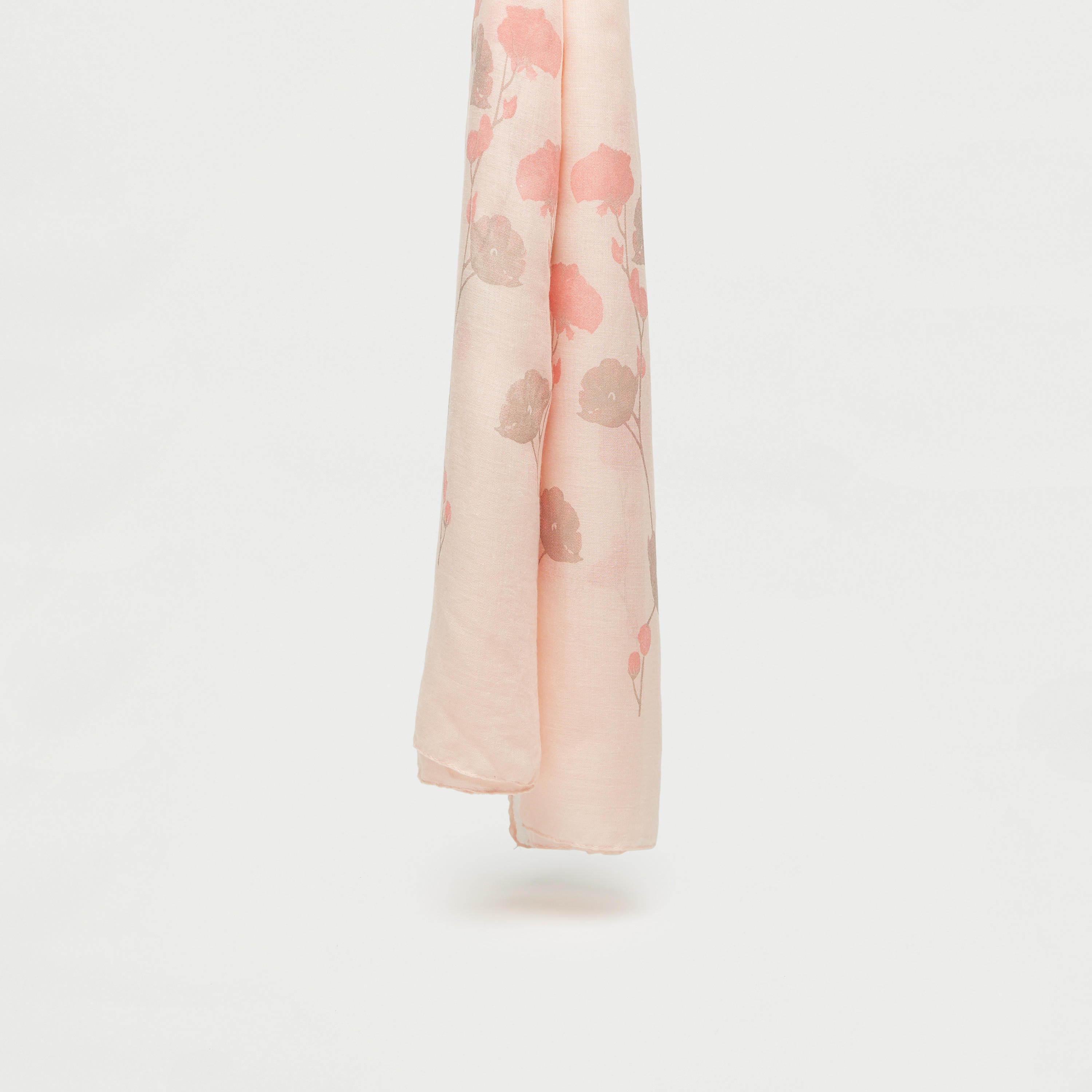 وشاح بطبعات أزهار من جلو-women-clothingaccessories-scarves-image-3