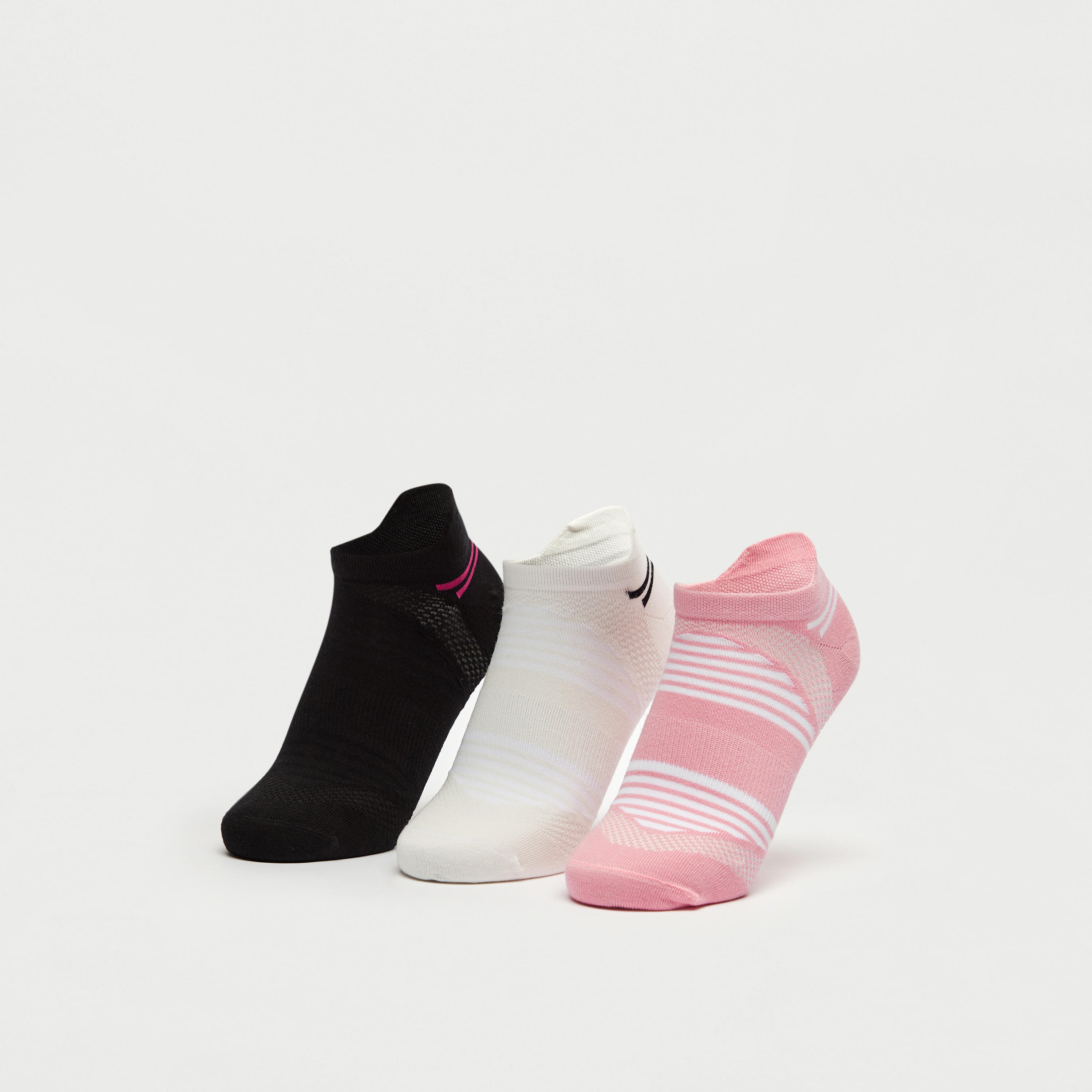 جوارب رياضية بارزة الملمس بطول الكاحل - طقم 3 أزواج-women-socksandstockings-image-1