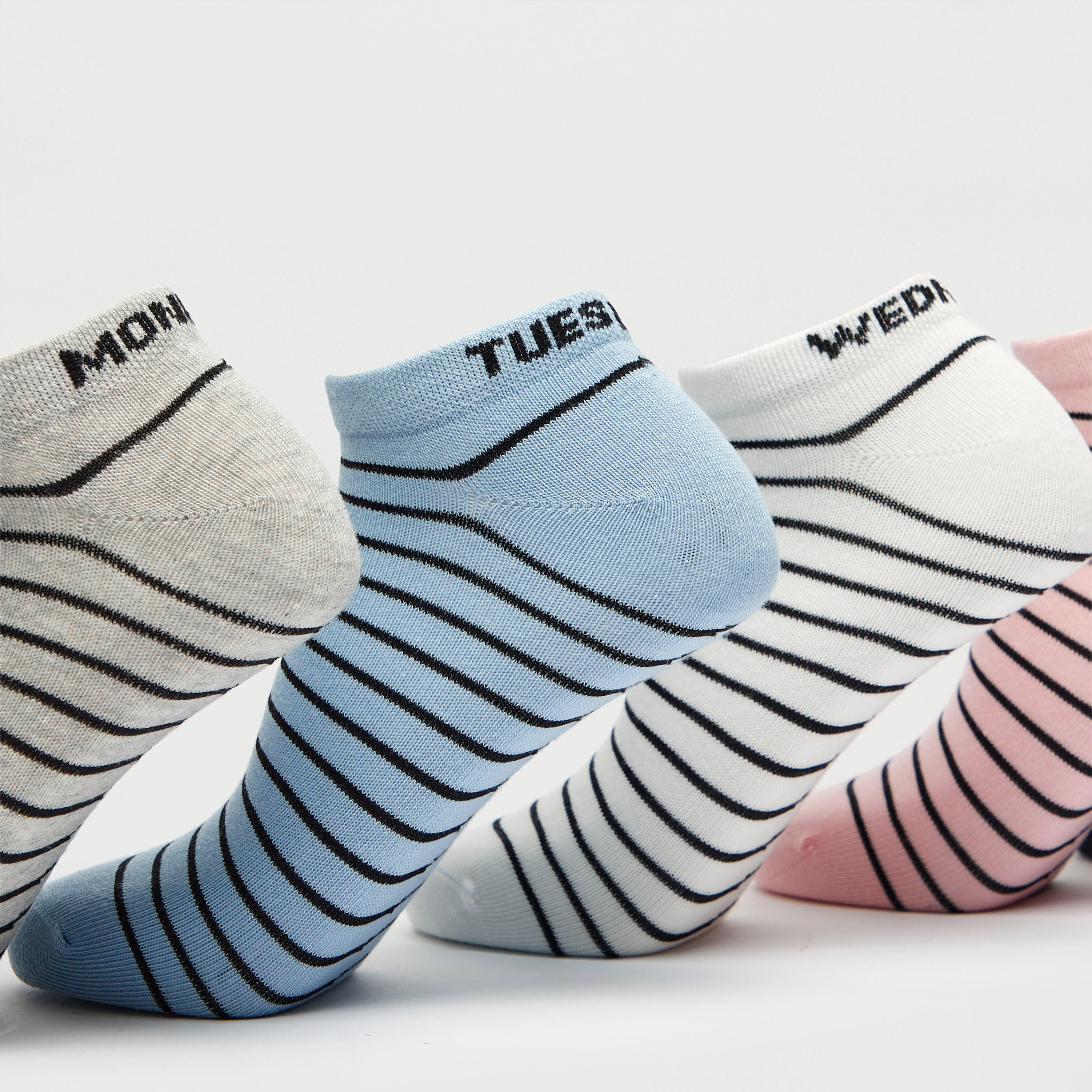 جوارب مخططة بطول الكاحل - طقم 5 أزواج-women-socksandstockings-image-4