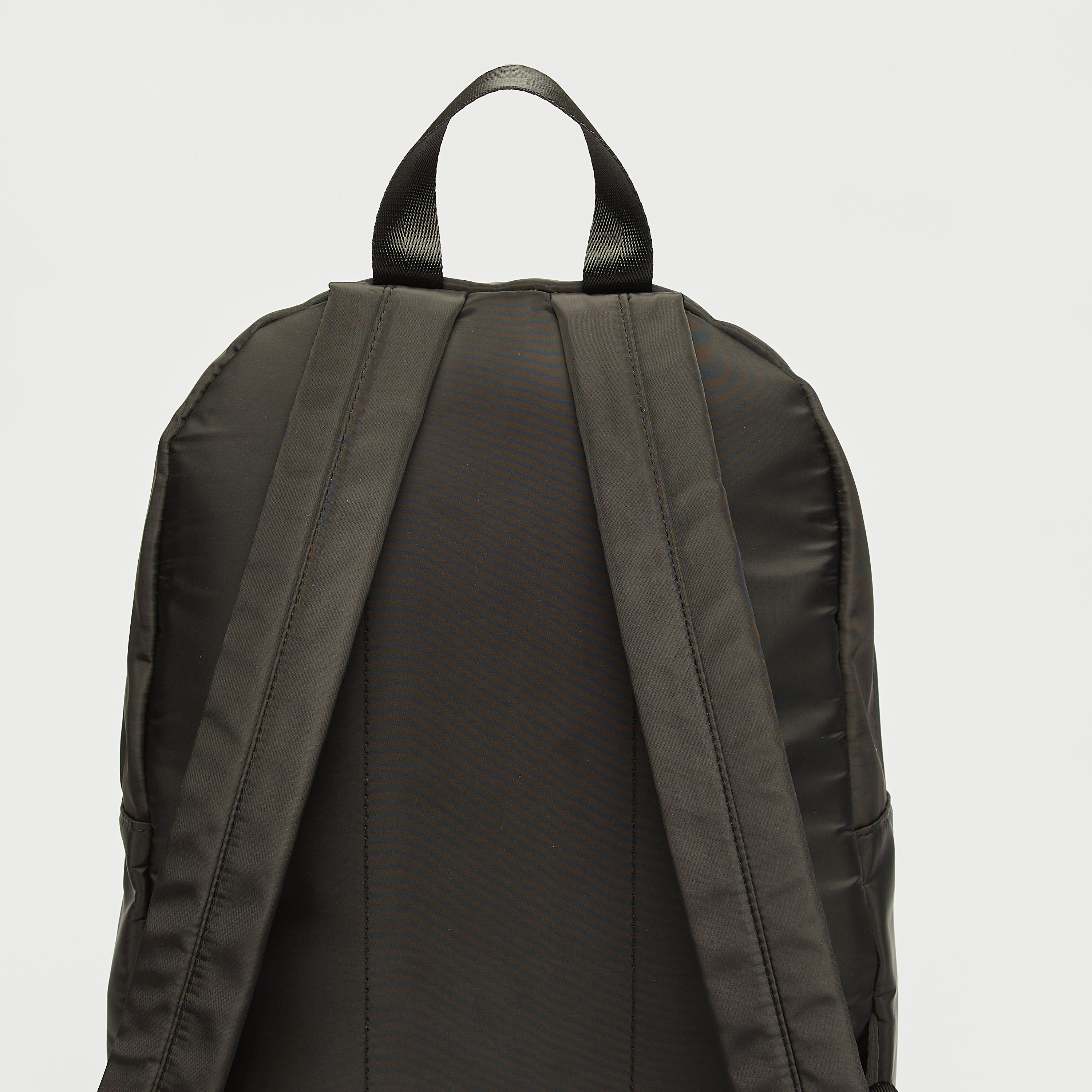 شنطة ظهر بجيب أمامي وسحّاب إغلاق-men-bags-image-5