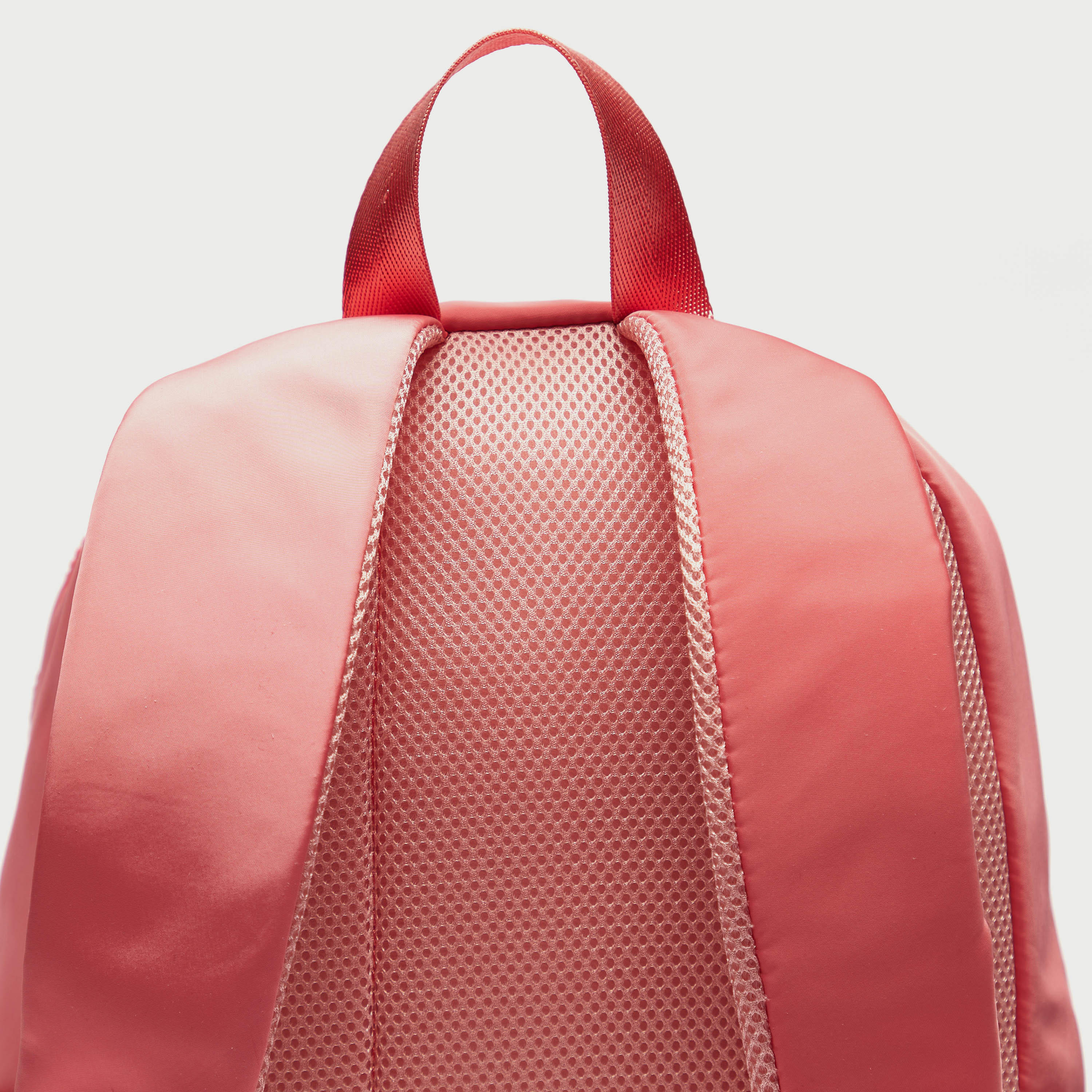 شنطة ظهر بسحاب إغلاق وحمالات قابلة للتعديل وطبعات من لونسديل-women-bagsandwallets-backpacks-image-1
