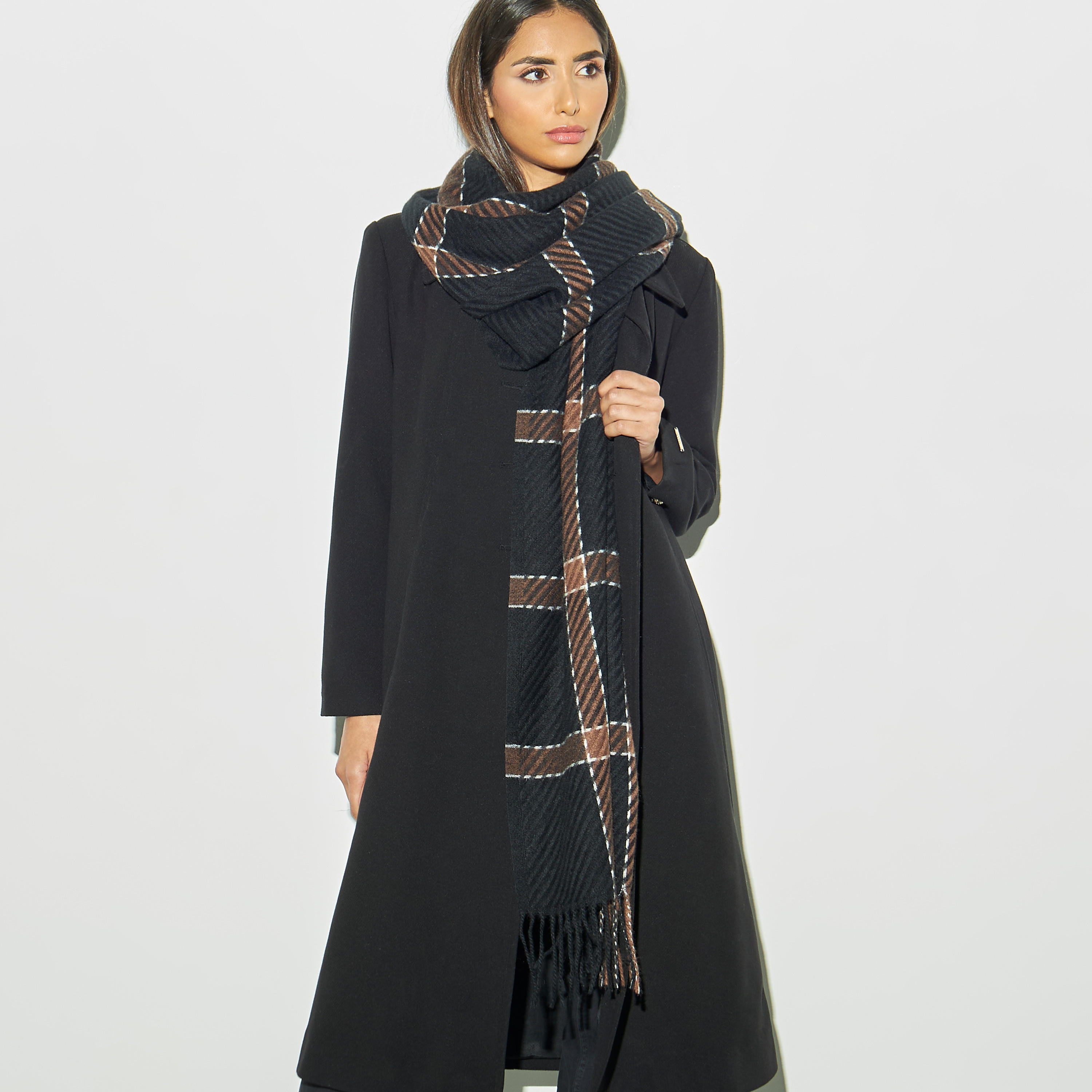 وشاح كاروهات بارز الملمس-women-clothingaccessories-scarves-image-2