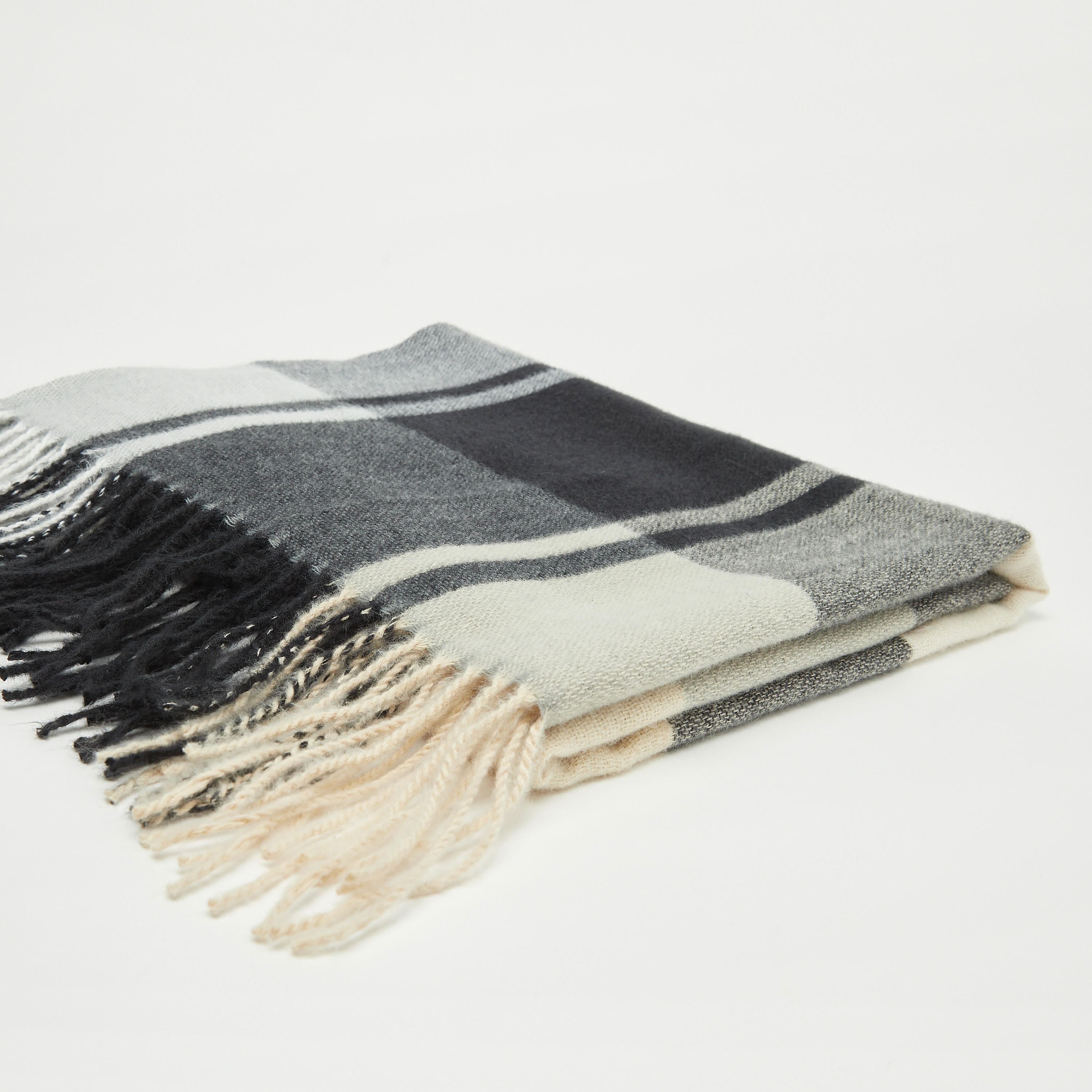 وشاح بارز الملمس كاروهات بشراشيب-women-clothingaccessories-scarves-image-1