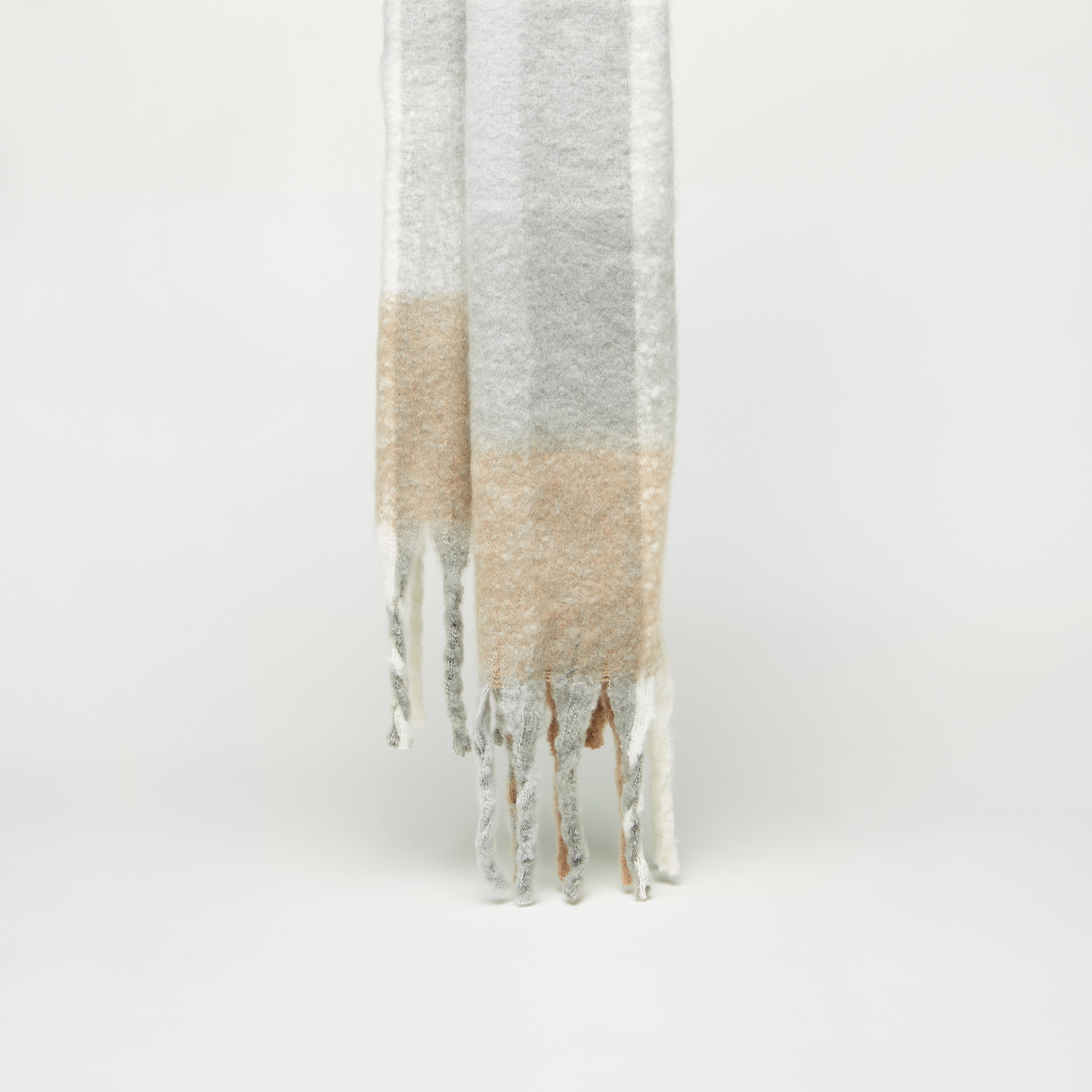 وشاح كاروهات بشراشيب-women-clothingaccessories-scarves-image-3