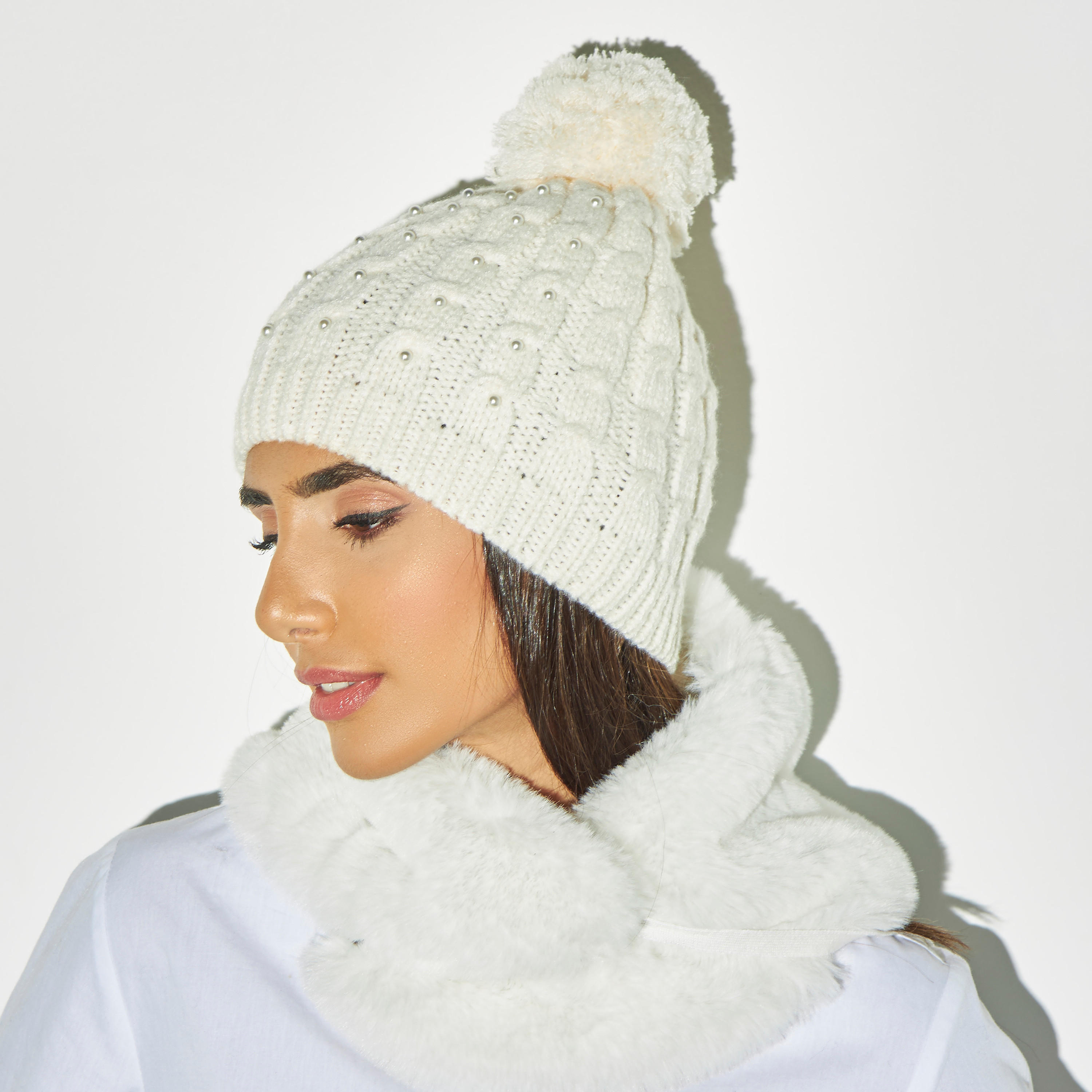 Pearl Embellished Cable Knit Beanie with Pom Pom-women-clothingaccessories-capsandhats-image-2