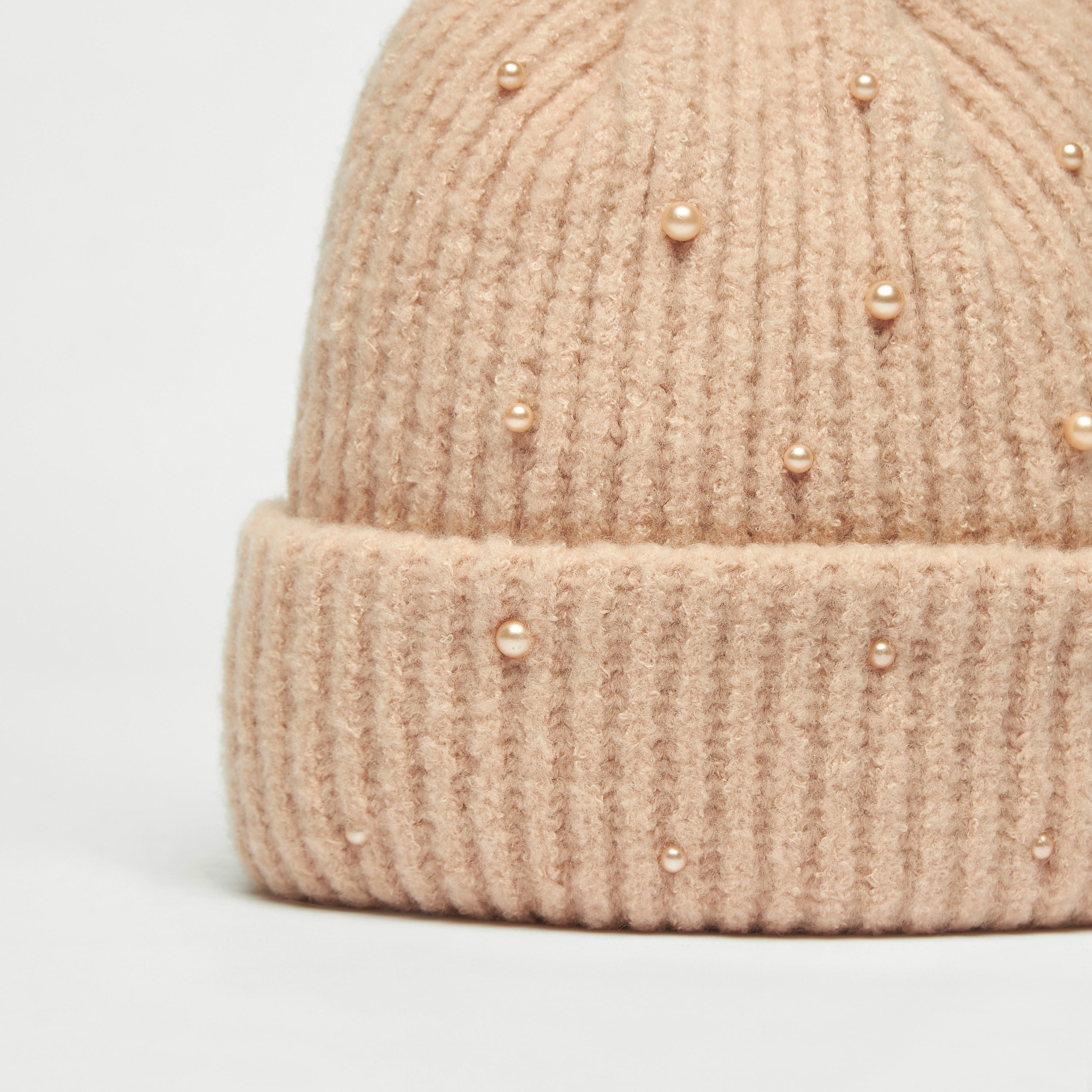 قبعة بيني مزيّنة-women-clothingaccessories-capsandhats-image-2