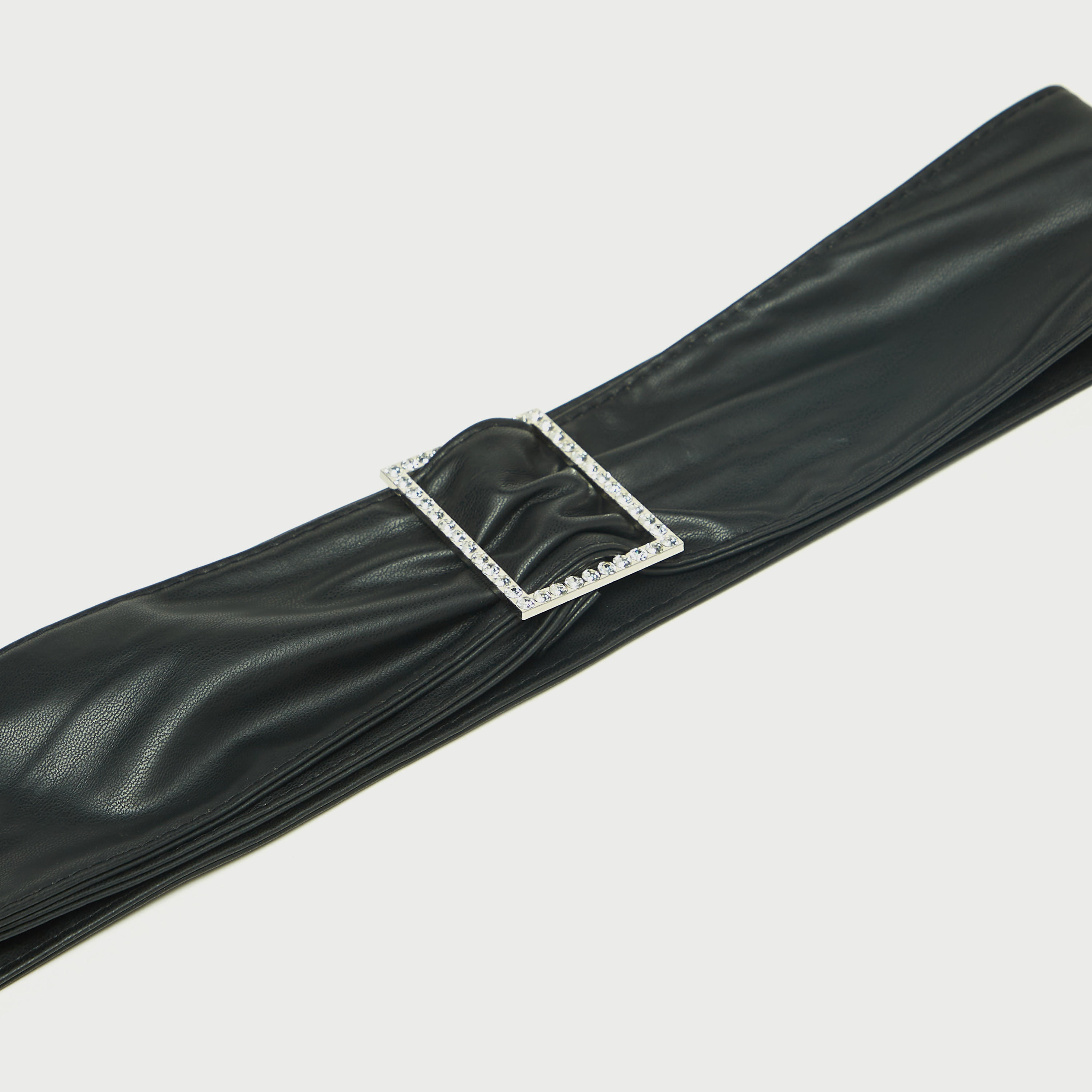 حزام سادة قابل للتعديل بإبزيم مزيّن-women-clothingaccessories-belts-image-3