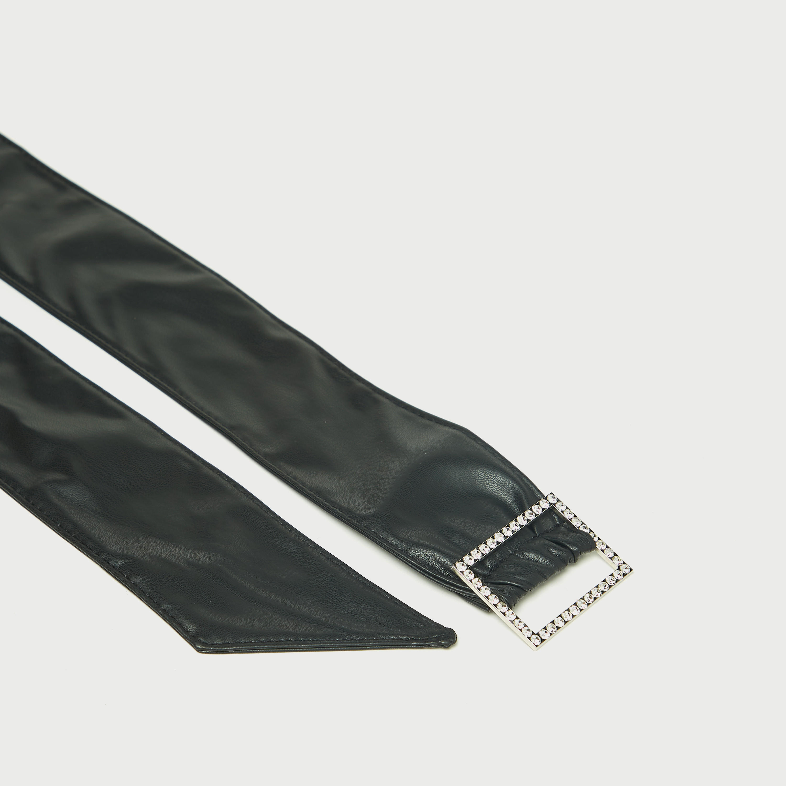حزام سادة قابل للتعديل بإبزيم مزيّن-women-clothingaccessories-belts-image-2