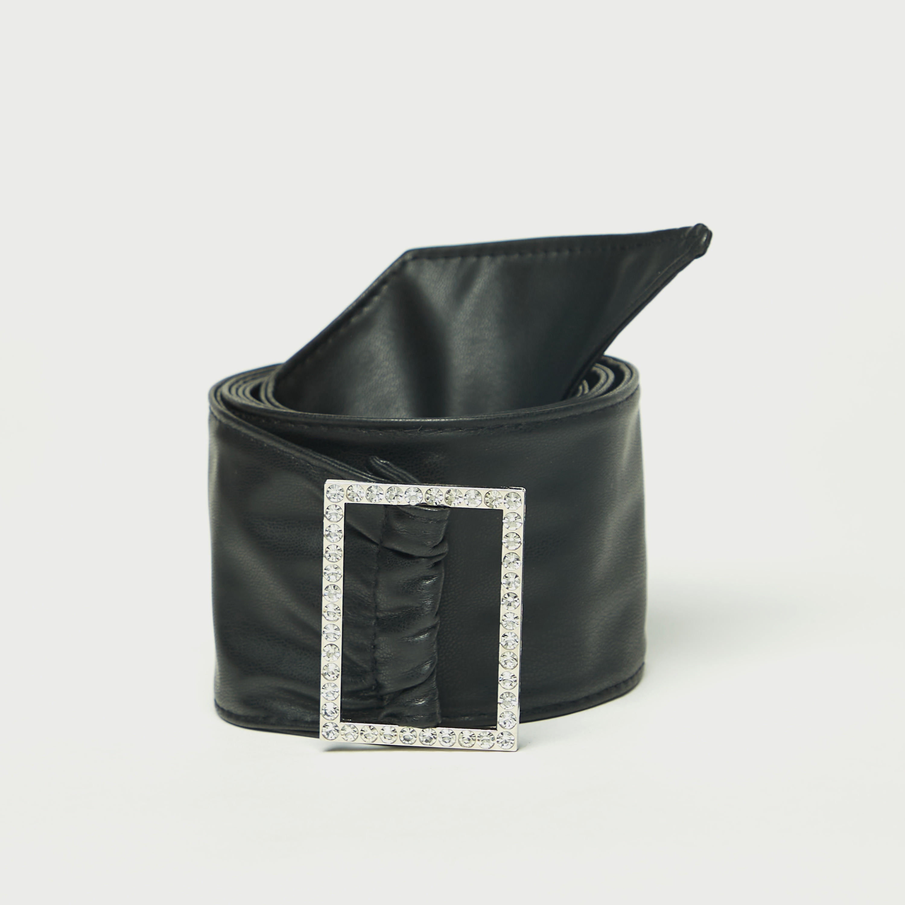 حزام سادة قابل للتعديل بإبزيم مزيّن-women-clothingaccessories-belts-image-1