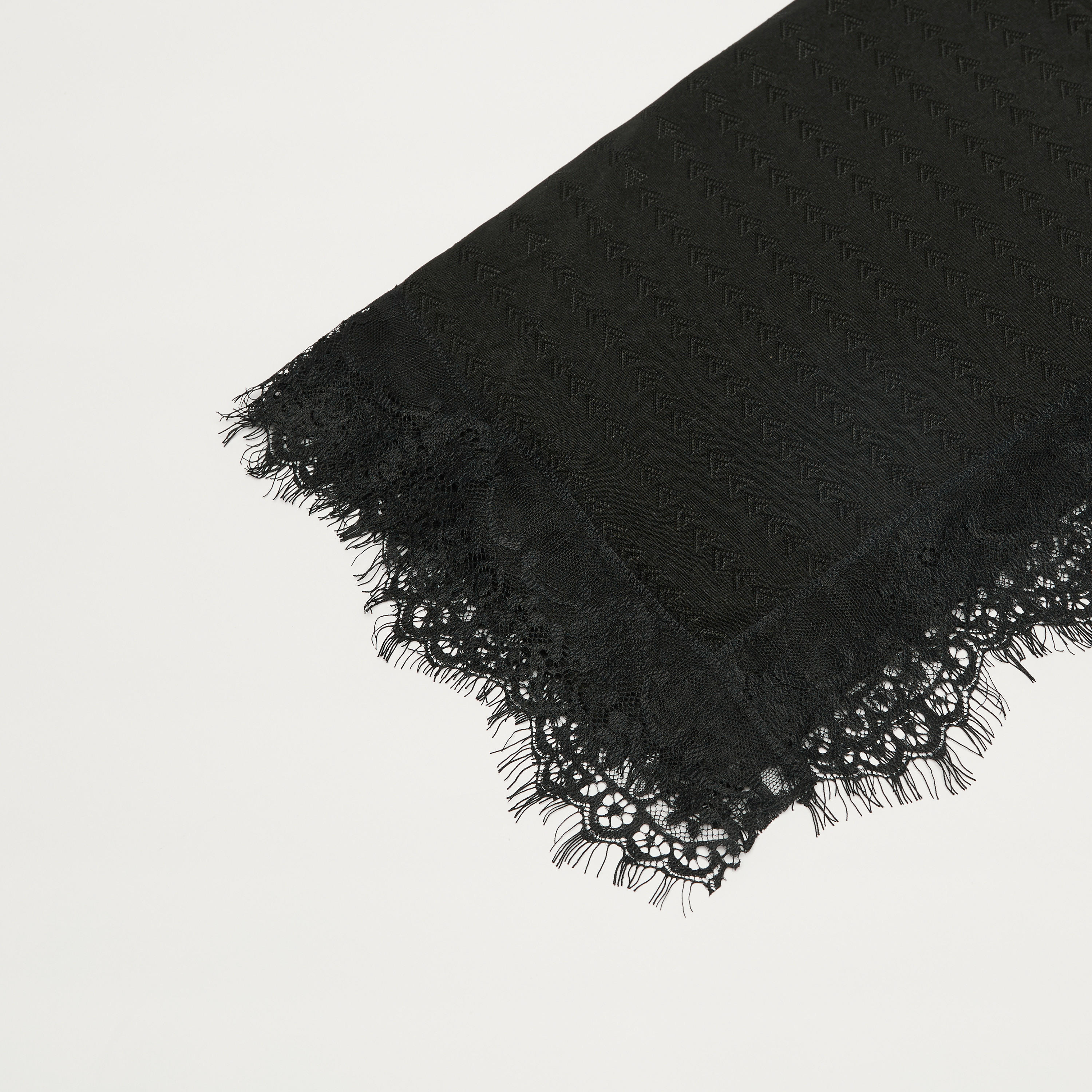 حجاب بارز الملمس بتفاصيل دانتيل-women-clothingaccessories-scarves-image-1