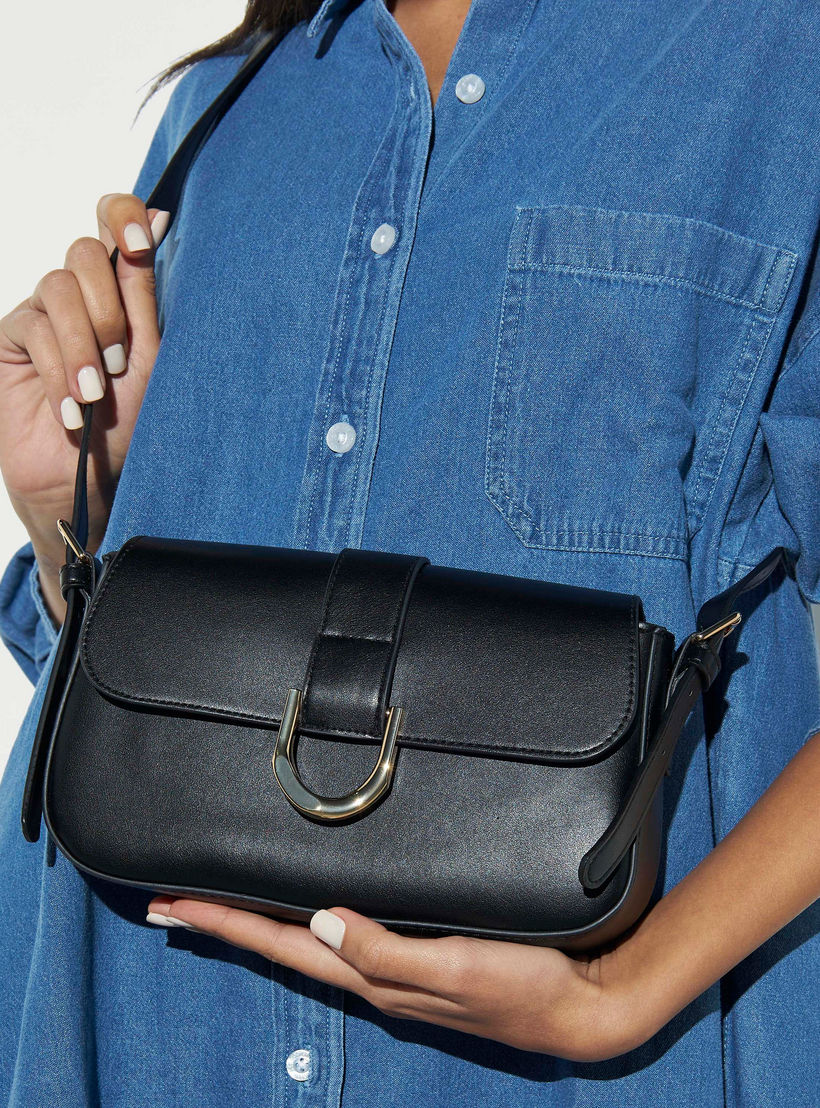 شنطة كروس بودي سادة بحزام قابل للتّعديل-women-bagsandwallets-handbags-image-4