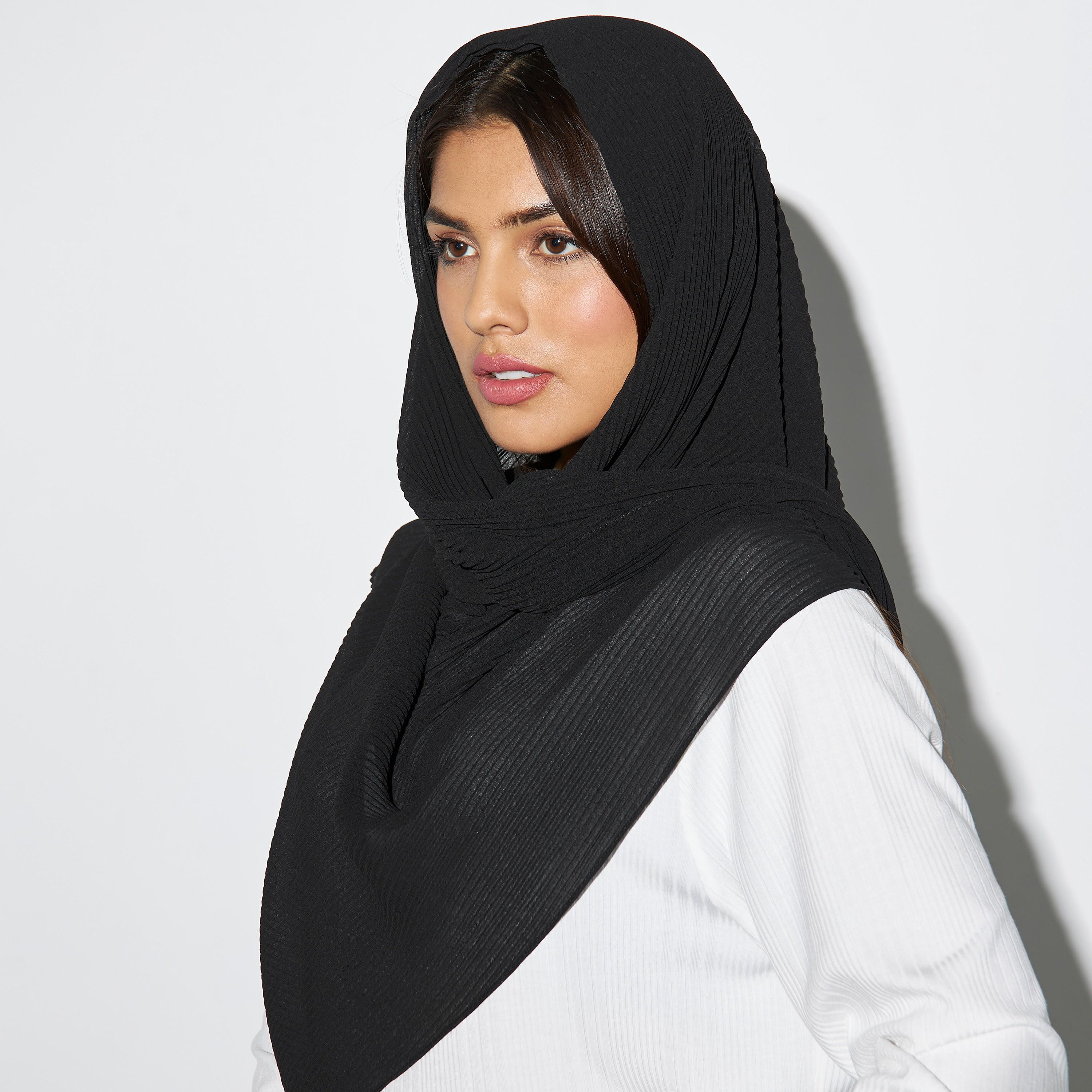 حجاب شيفون بكُسرات-women-clothingaccessories-scarves-image-2