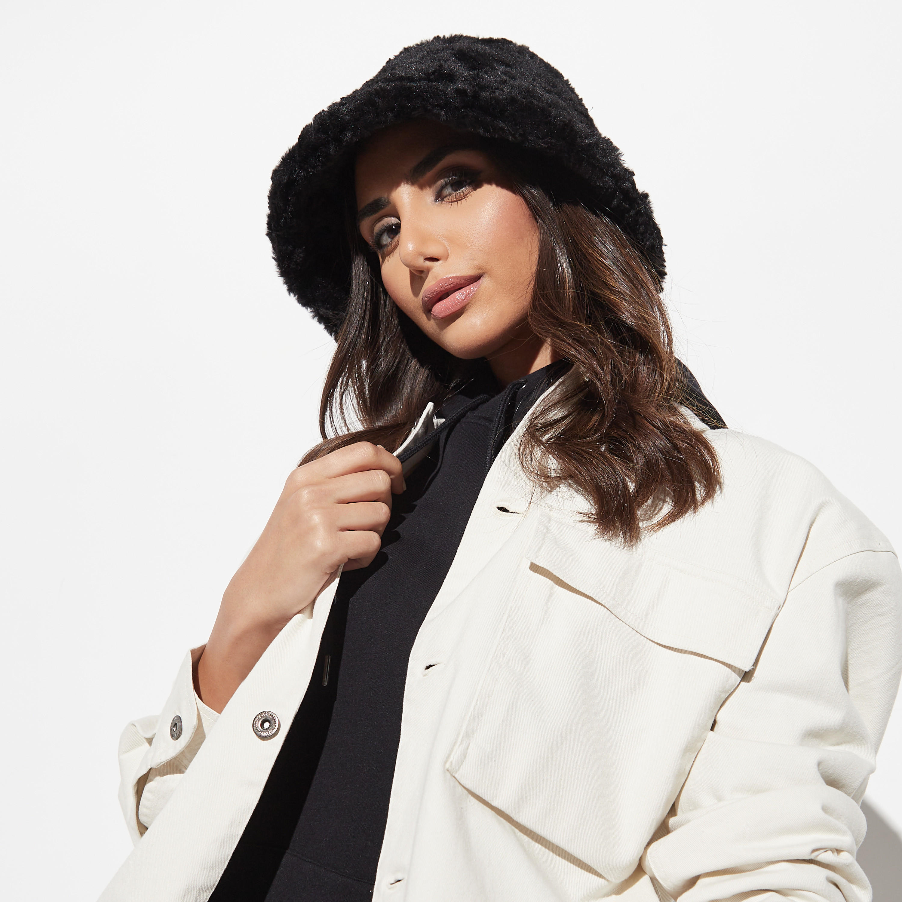 قبعة دلو بارزة الملمس-women-clothingaccessories-capsandhats-image-3
