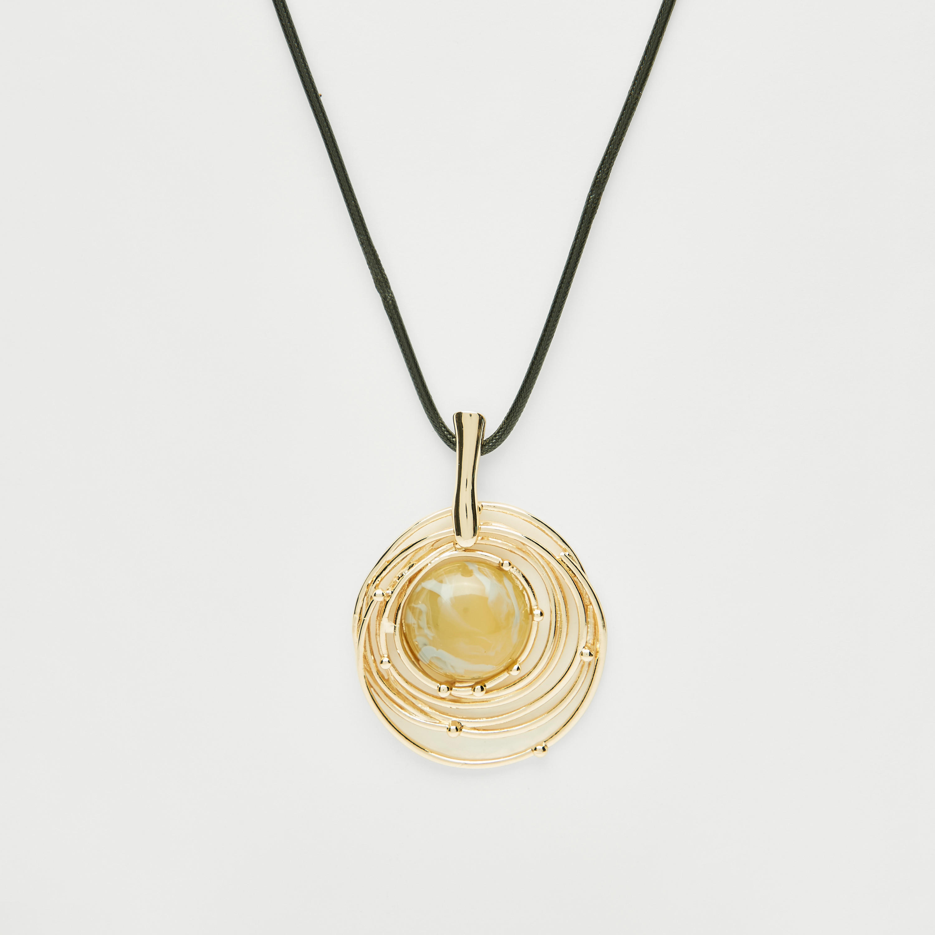 قلادة متعددة الطبقات بدلاية مزينة ومشبك إغلاق-women-watchesandjewellery-jewellery-necklacesandpendants-image-1
