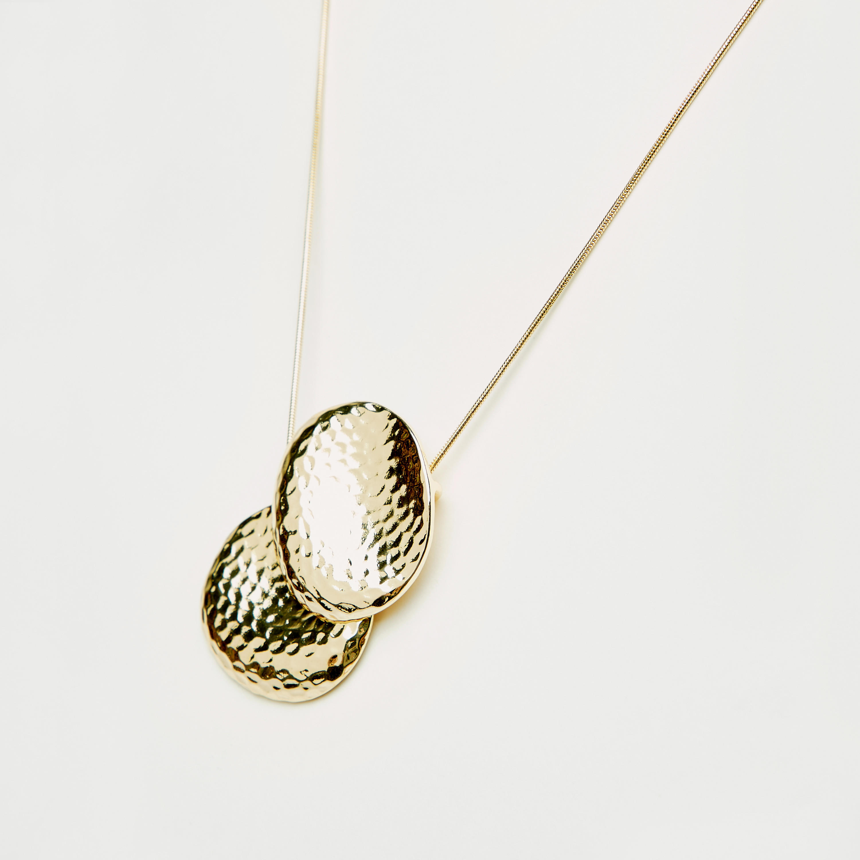 Hammered Pendant Necklace with Lobster Clasp Closure-women-watchesandjewellery-jewellery-necklacesandpendants-image-3