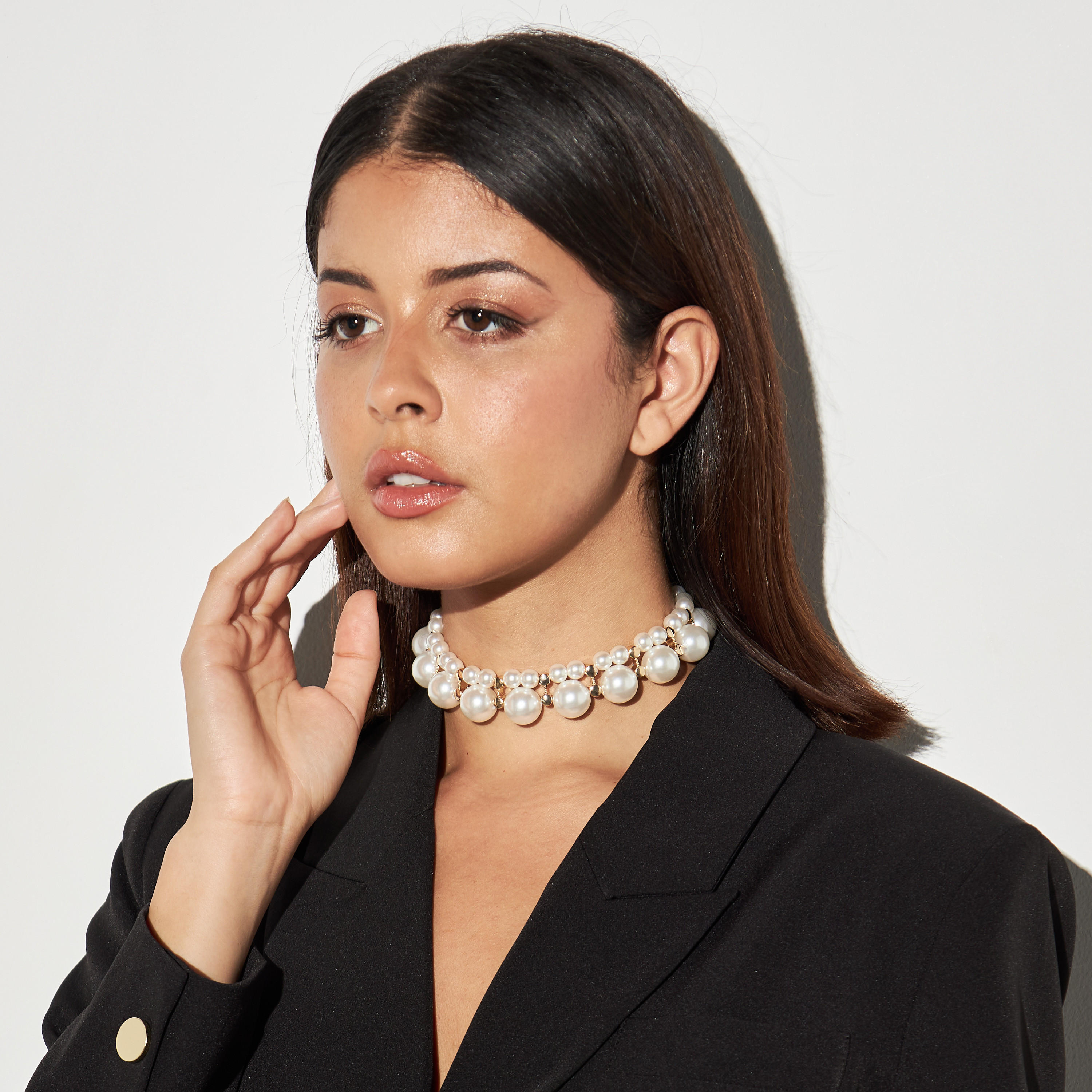Beaded Choker Necklace with Lobster Clasp Closure-women-watchesandjewellery-jewellery-necklacesandpendants-image-2