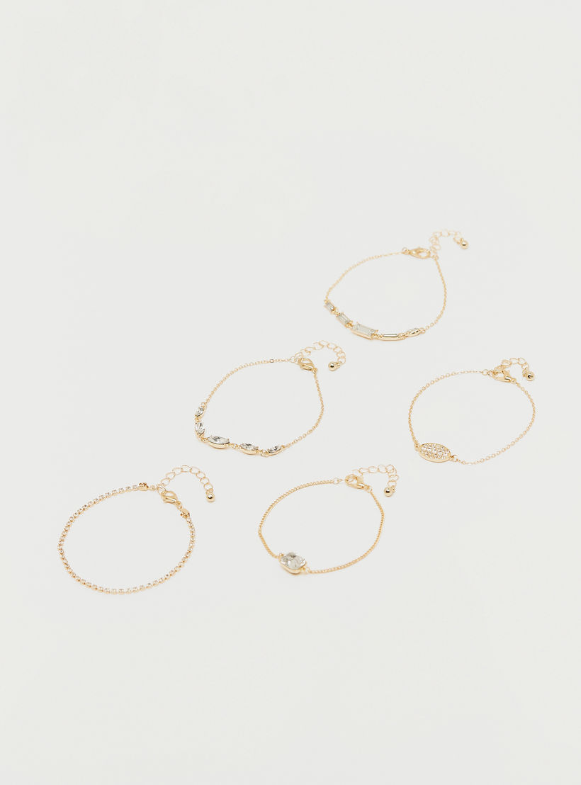 أساور مزيّنة بمشبك إغلاق - طقم من 5 قطع-women-watchesandjewellery-jewellery-banglesandbracelets-image-1
